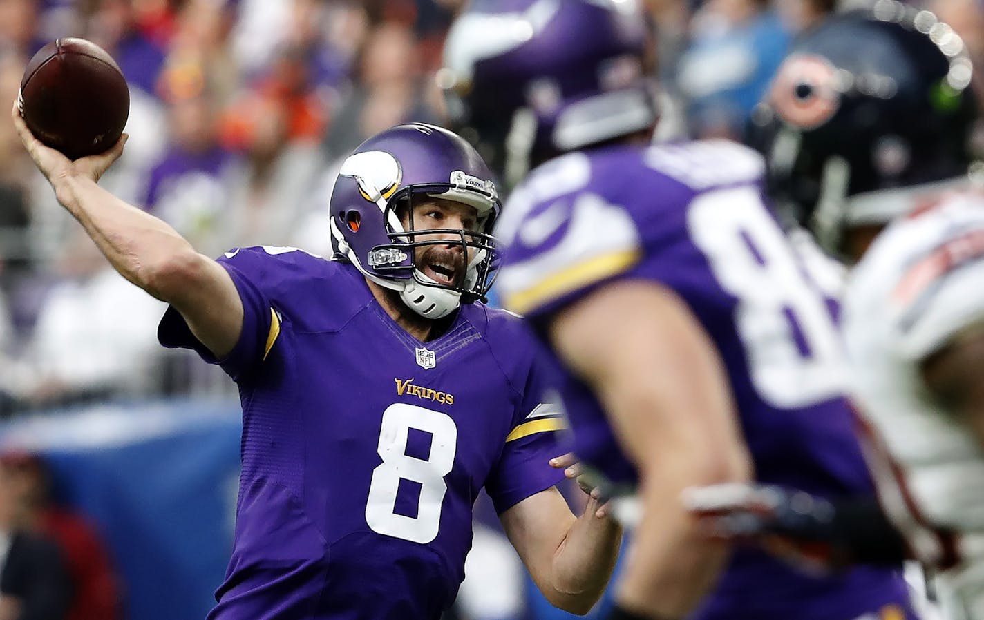 Vikings quarterback Sam Bradford attempted a pass in the second quarter. ] CARLOS GONZALEZ cgonzalez@startribune.com - January 1, 2017, Minneapolis, MN, US Bank Stadium, NFL, Minnesota Vikings vs. Chicago Bears