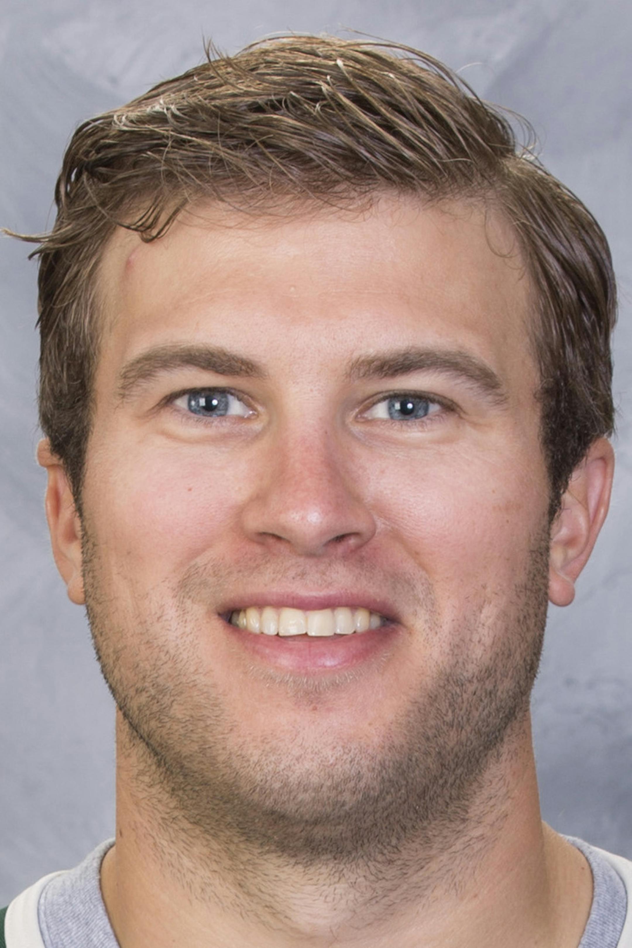 ST. PAUL, MN - SEPTEMBER 14: Alex Stalock of the Minnesota Wild poses for his official headshot for the 2017-2018 season on September 14, 2017 at the Xcel Energy Center in St. Paul, Minnesota. (Andy Clayton-King/NHLI via Getty Images) *** Local Caption *** Alex Stalock ORG XMIT: 775023707