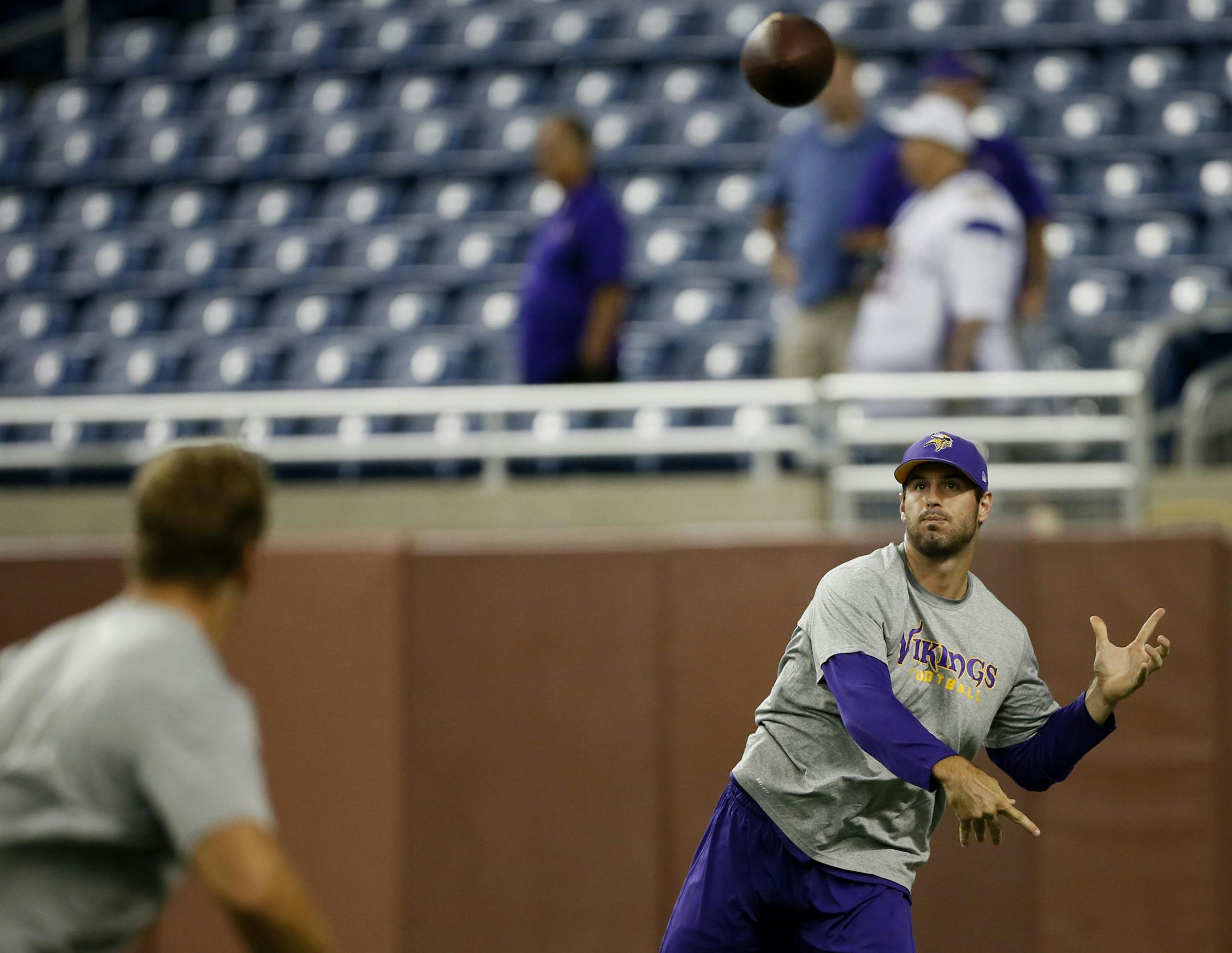 Minnesota Vikings quarterback Christian Ponder (7) warmed up before NFL action at Ford Field between the MInnesota Vikings and Detroit Lions Sunday September 8, 2013 in Detroit, MI. ] JERRY HOLT ‚Ä¢ jerry.holt@startribune.com
