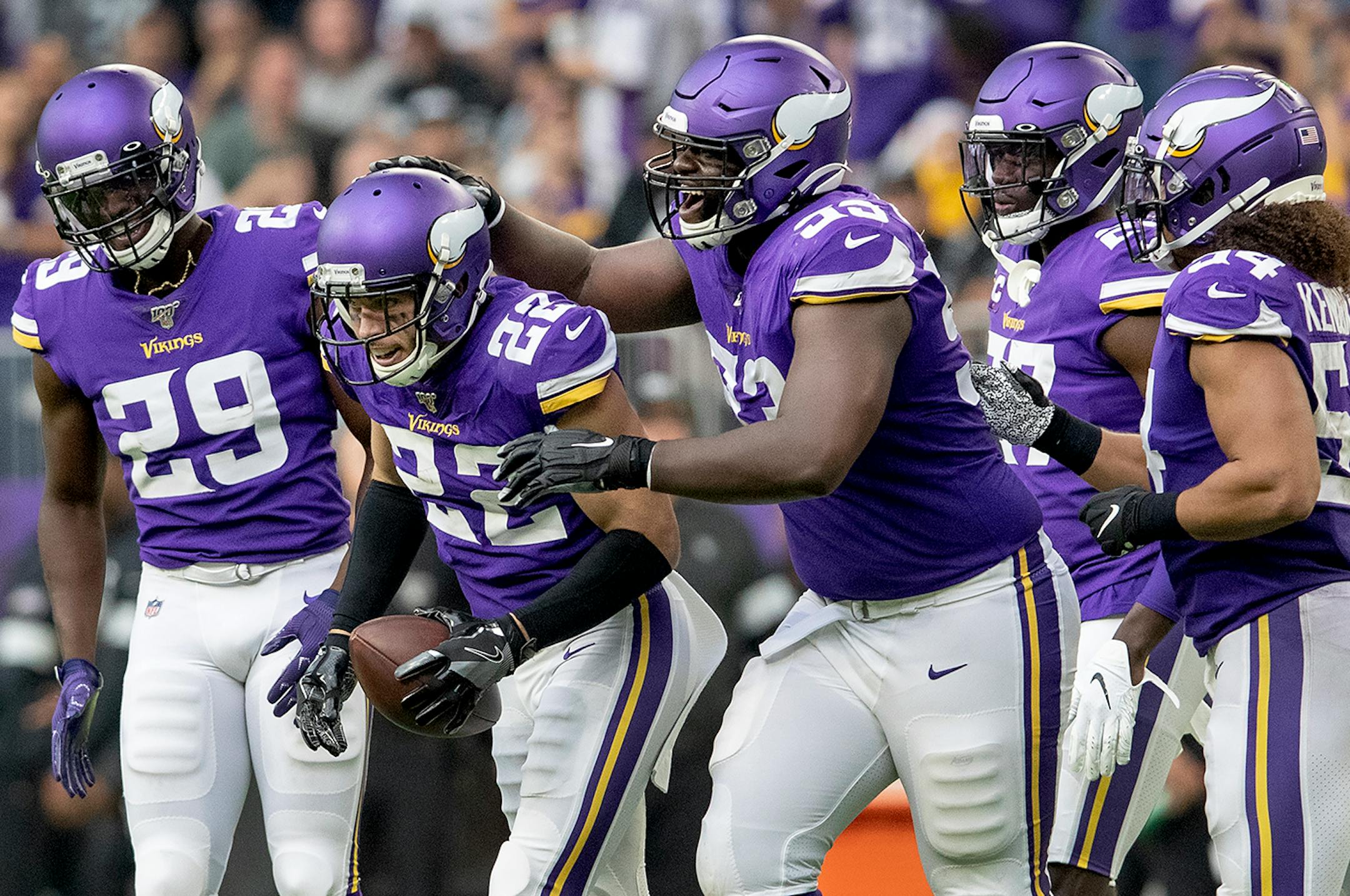 Minnesota Vikings Harrison Smith (22) celebrated an interception in second quarter.