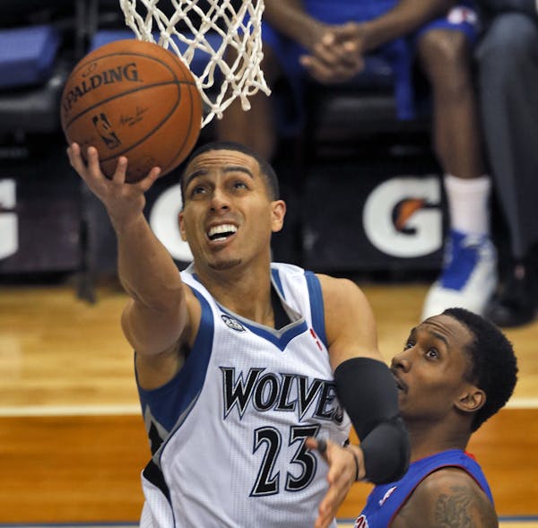 Wolves Kevin Martin drove to the basket for a reverse layup in 2nd half action. ] Minnesota Timberwolves vs. Detroit Pistons. Minnesota won 114-101. (