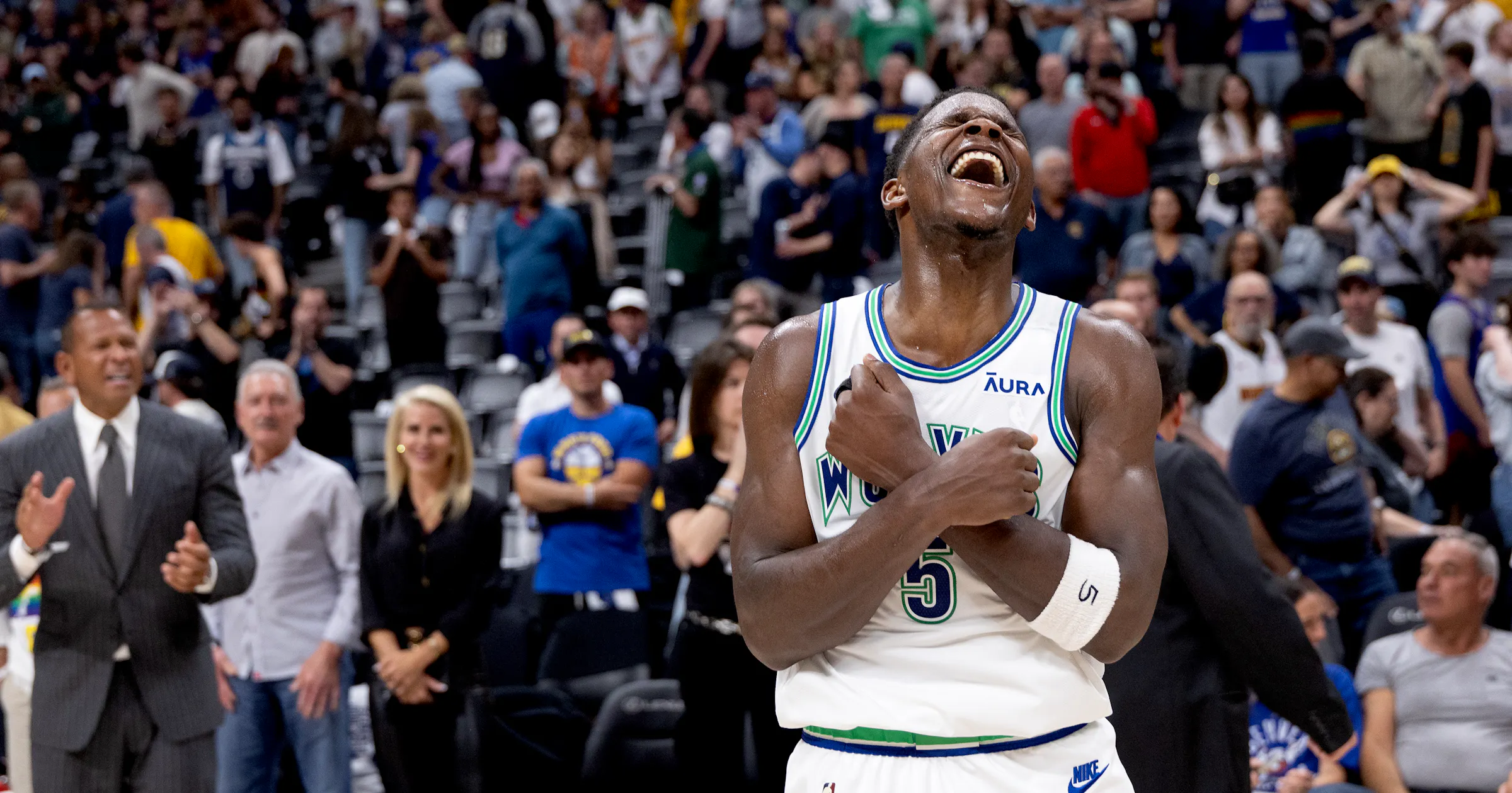 Timberwolves eliminate defending champion Nuggets