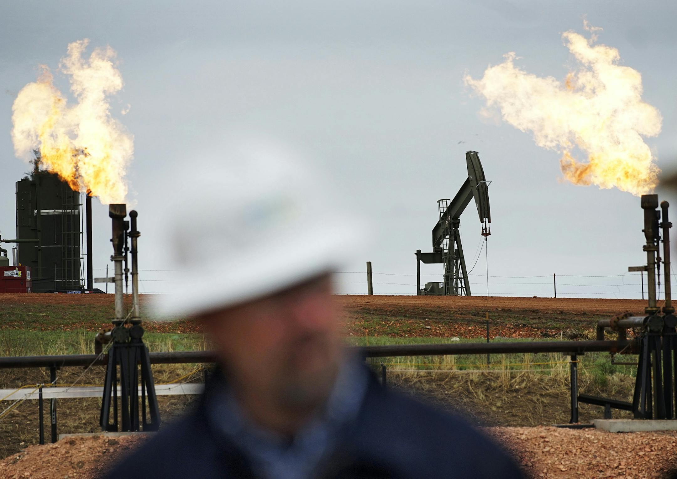 Natural gas production hit a record in April in North Dakota. (Richard Tsong-Taatarii/Minneapolis Star Tribune)