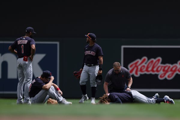 Cleveland's Naylor suffers gruesome leg injury in Target Field collision