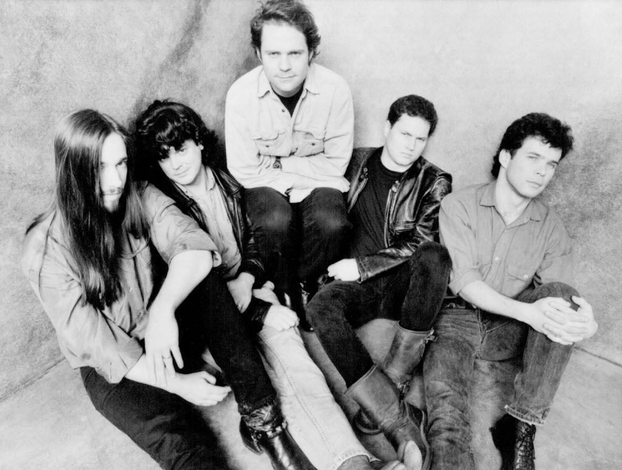 February, 1993 Bobby Baker; Paul Langlois; Gordon Downie; Johnny Fay; Gord Sinclair - The Tragically Hip. May 28, 1993 Critic's choice/Music - Call it a mini-Lollapalooza or "Rockin' the Apple River," which is what promoters are billing Sunday's concert at Float Rite Park in Somerset, Wis. You've seen some of these bands on MTV, some at First Avenue. Now see them outdoors by the Apple River. The lineup includes the Tragically Hip (pictured), the Wallflowers, Gin Blossoms, Pursuit of Happiness, C