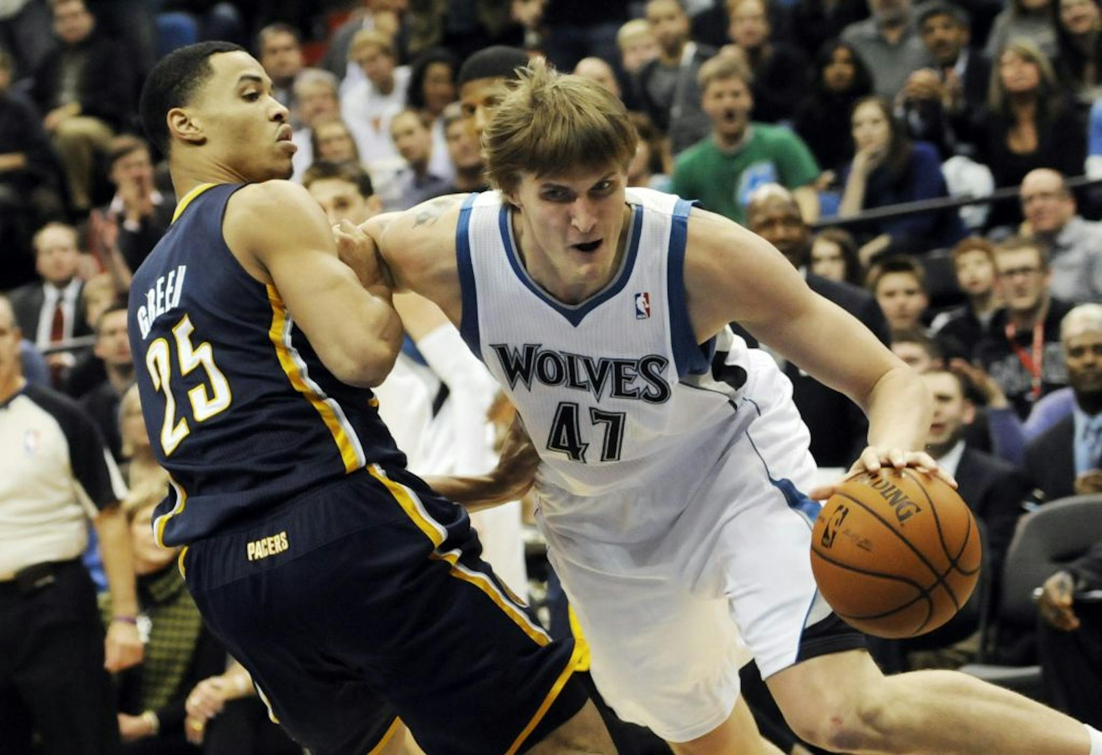 Andrei Kirilenko, right