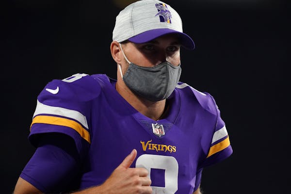 Vikings should be flattering Cousins, not actively making him unhappy