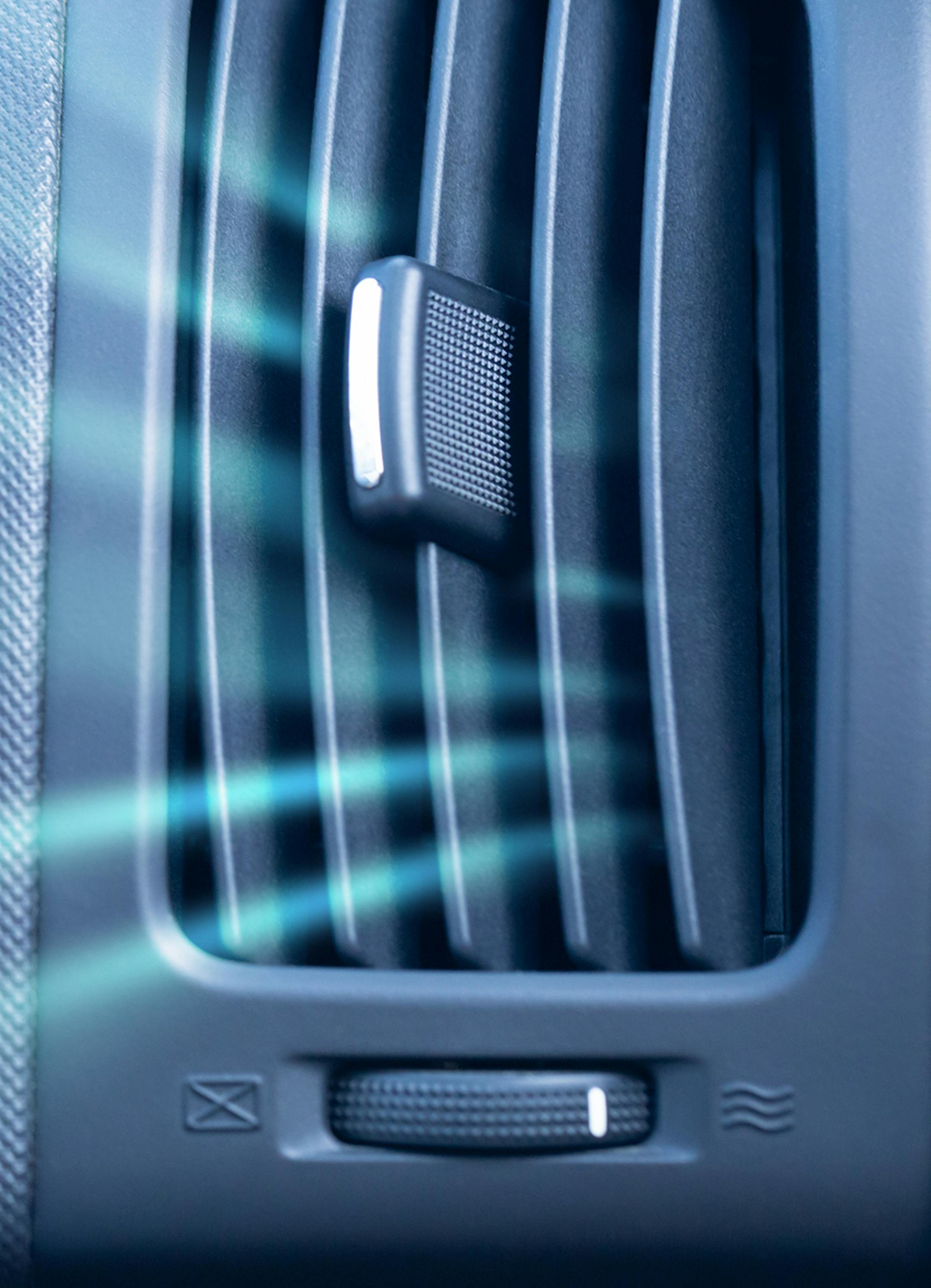 Wouldn't it be great if the air conditioner could also remove the heat from the car?