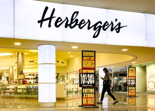 Herberger's at Southdale Mall has going out of business signs displayed. ] GLEN STUBBE &#xef; glen.stubbe@startribune.com Friday, April 20, 2018 ORG XMIT: MIN1804201435140883