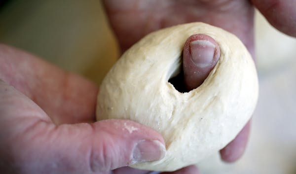 ] CARLOS GONZALEZ cgonzalez@startribune.com - January 8, 2013, Baking Central begins the year with a tutorial on bagels.