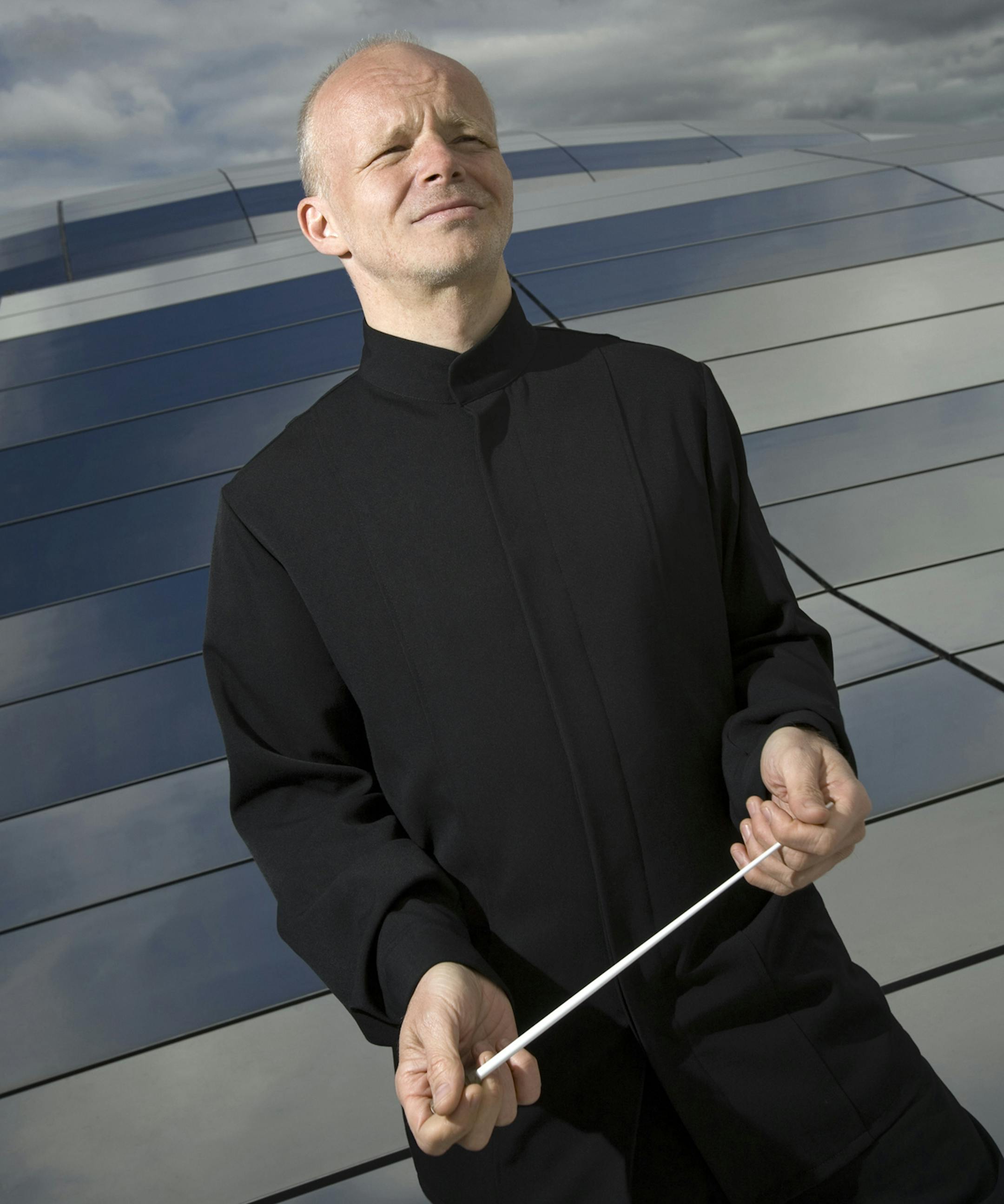 credit: Dan Brady Thomas Zehetmair, conductor and violinist.