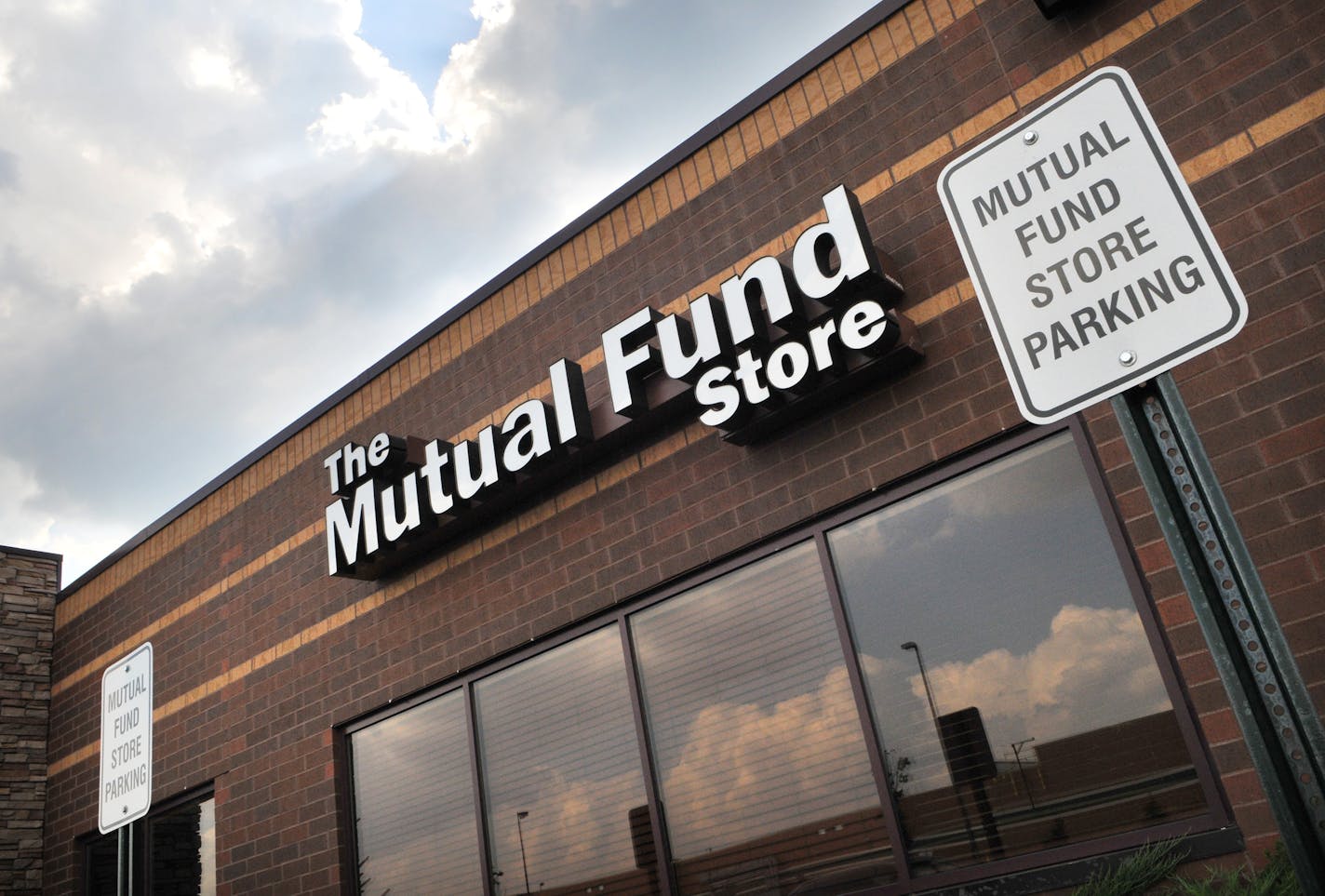 The Mutual Fund Store in Maple Grove, Minnesota.