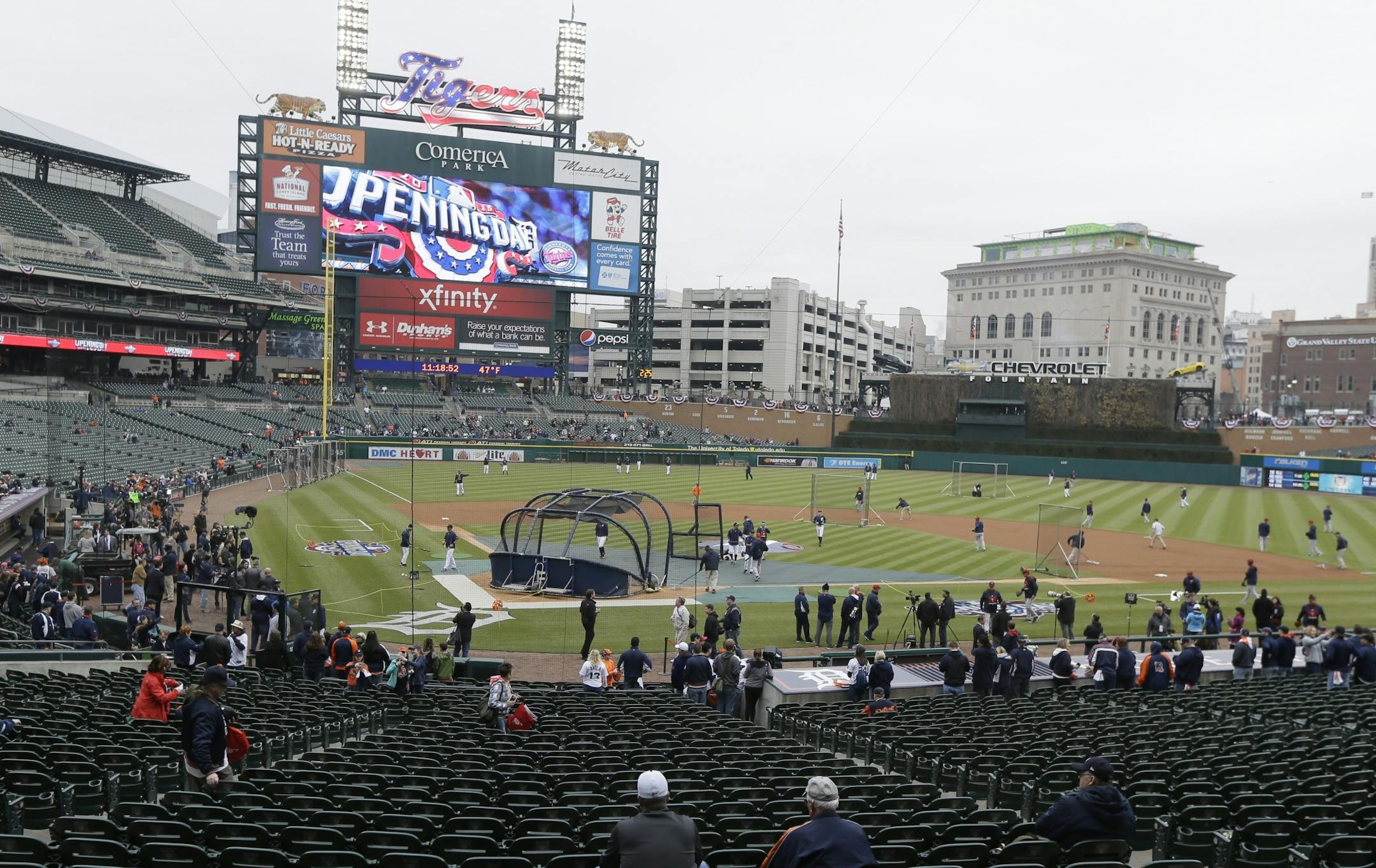 The Detroit Tigers take batting practice before an opening day baseball game against the Minnesota Twins in Detroit, Monday, April 6, 2015.