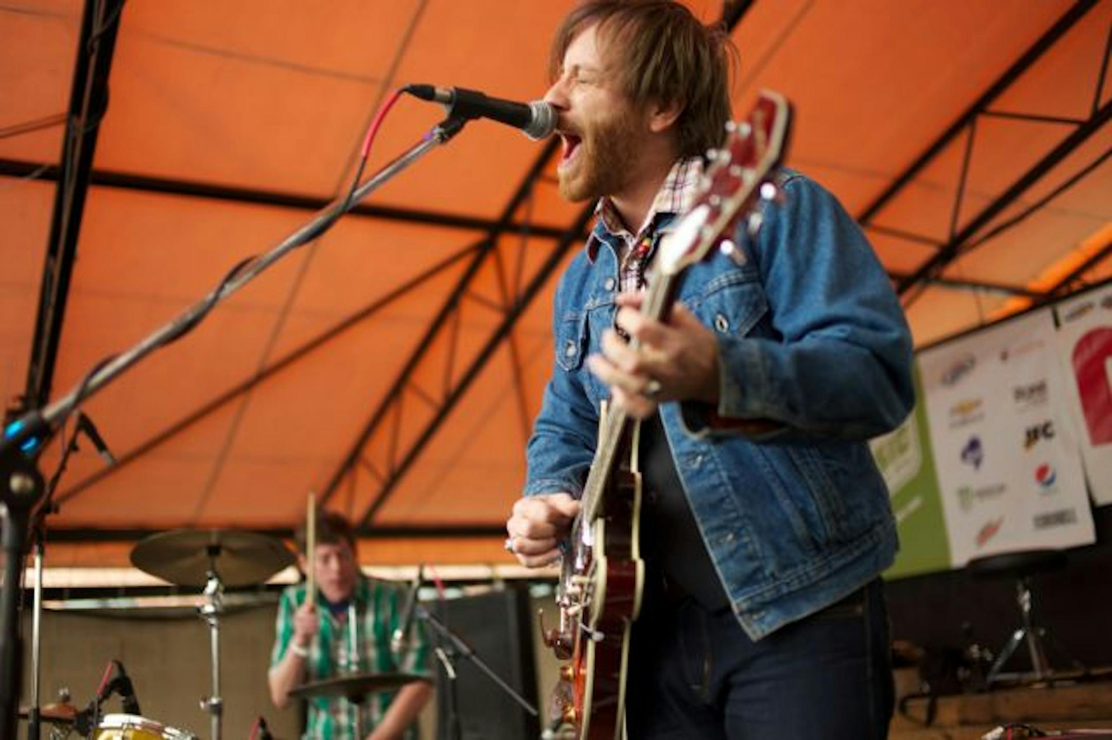 AUSTIN, TEXAS - MARCH 20, 2010. SXSW 2010 : Vocalist/guitarist Dan Auerbach from American blues-rock music duo The Black Keys perform at Mohawk headlining the MOG party (Photo by Jesse Lirola / PictureGroup) via AP IMAGES