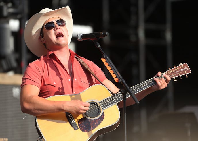 Jon Pardi performed Saturday, July 21, 2018, at Target Field in Minneapolis, MN.