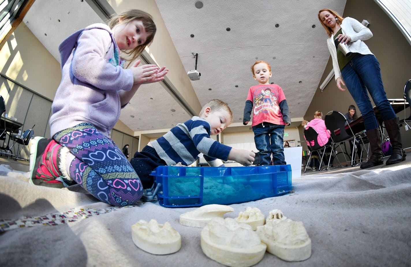 The Playful Polliwogs class Springbrook Nature Center explored animal tracks this week including these where kids made molds of animal tracks in the sand. L to R are Bella Swendiman, 4, Oliver Papillon, 3 and Whalen Hogenson, 3. ] GLEN STUBBE &#x2022; glen.stubbe@startribune.com Tuesday, January 9, 2018 Springbrook Nature Center, Fridley's biggest park that attracts about 150,000 visitors annually, just passed its first full year in an expanded interpretative center, made possible by $5 million