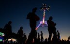 A familiar scene at the Mighty Midway at the Minnesota State Fair Tuesday night. ] AARON LAVINSKY • aaron.lavinsky@startribune.com