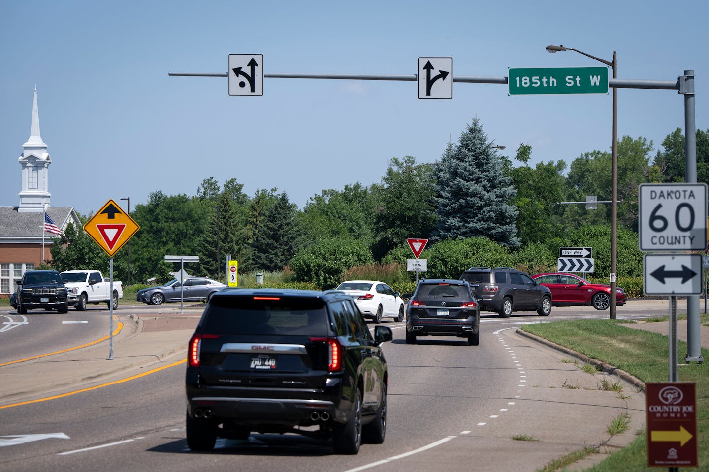 Dakota County ponders crash-prone Lakeville roundabout