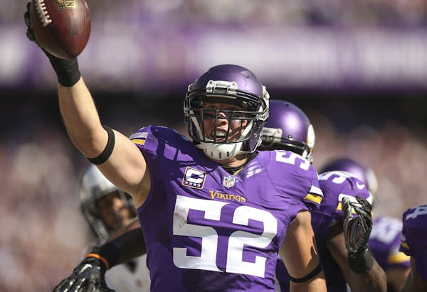 Vikings outside linebacker Chad Greenway (52) intercepted a fourth quarter pass and ran it back 91 yards for a touchdown Sunday afternoon. ] JEFF WHEE