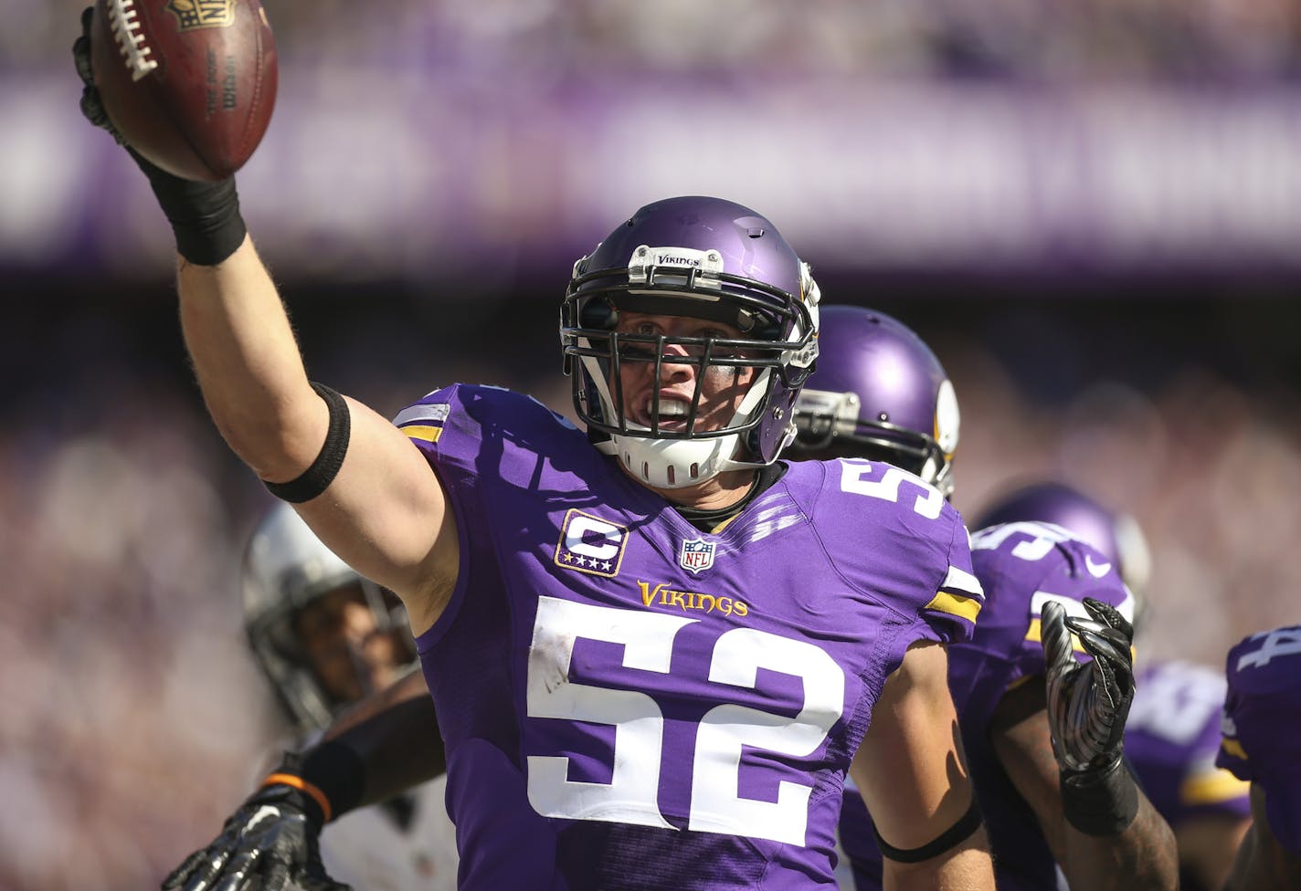 Vikings outside linebacker Chad Greenway (52) intercepted a fourth quarter pass and ran it back 91 yards for a touchdown Sunday afternoon. ] JEFF WHEELER &#xef; jeff.wheeler@startribune.com The Minnesota Vikings beat the San Diego Chargers 31-14 in an NFL football game Sunday afternoon, September 27, 2015 at TCF Bank Stadium in Minneapolis.