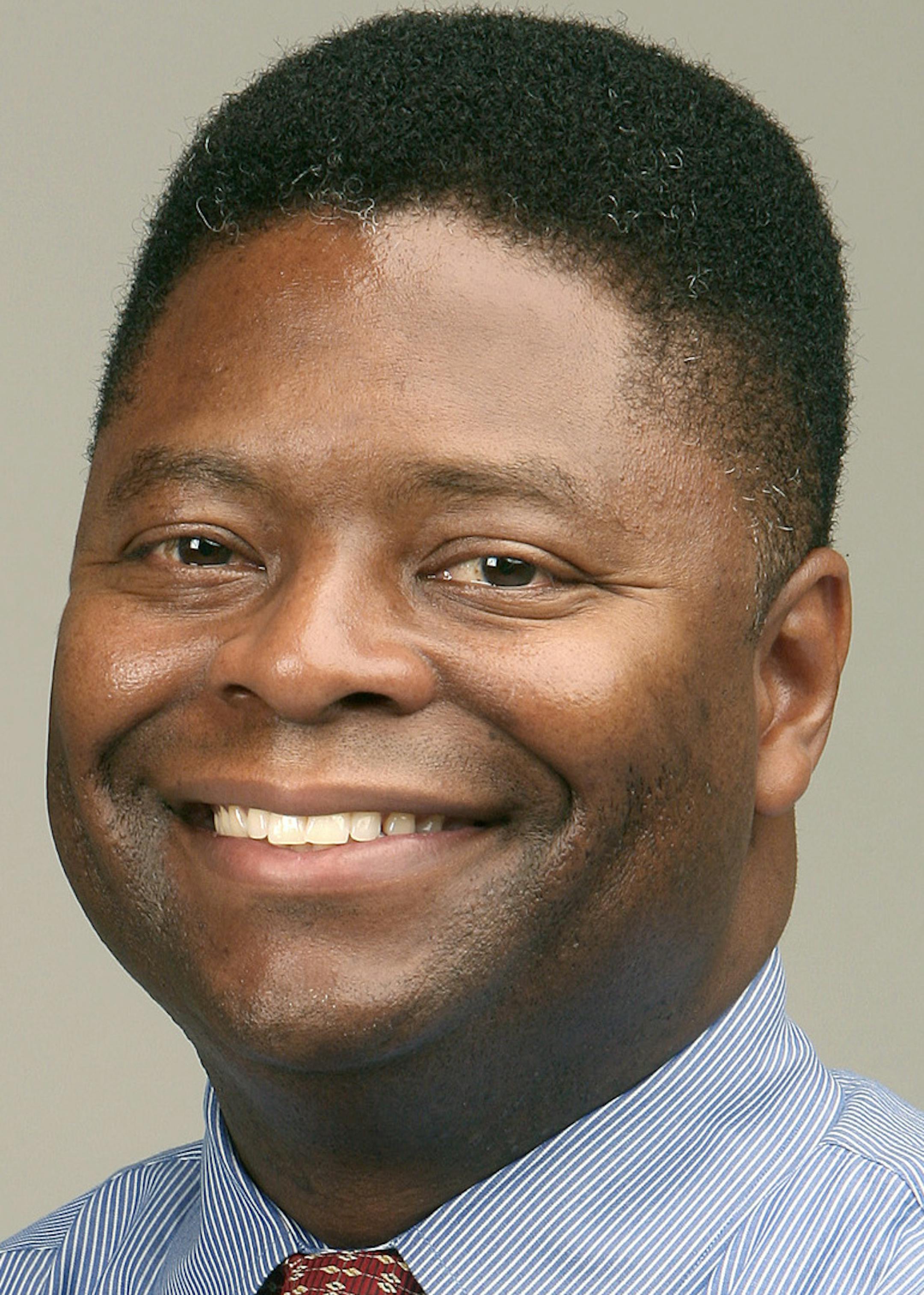 ELIZABETHFLORES&#xef; eflores@startribune.com ] July 1, 2008 - Minneapolis Star Tribune News editor Duchesne Drew.