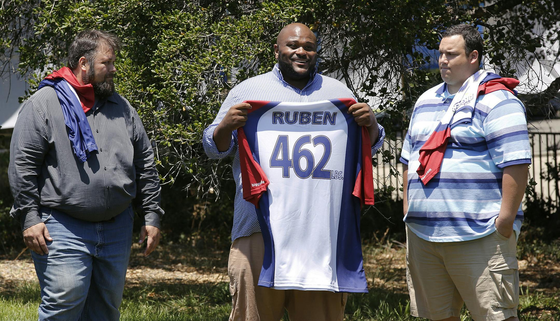 This image released by NBC shows, from left, David Brown, Ruben Studdard, and Hap Holmstead on "The Biggest Loser," in Calbasas, Calif. Studdard, the season two winner of "American Idol" is the 15th seasonís heaviest contestant at 462 pounds. ìThe Biggest Loserî returns Oct. 8 at 8 p.m on NBC. (AP Photo/NBC, Trae Patton/NBC) ORG XMIT: MIN2013100119111005