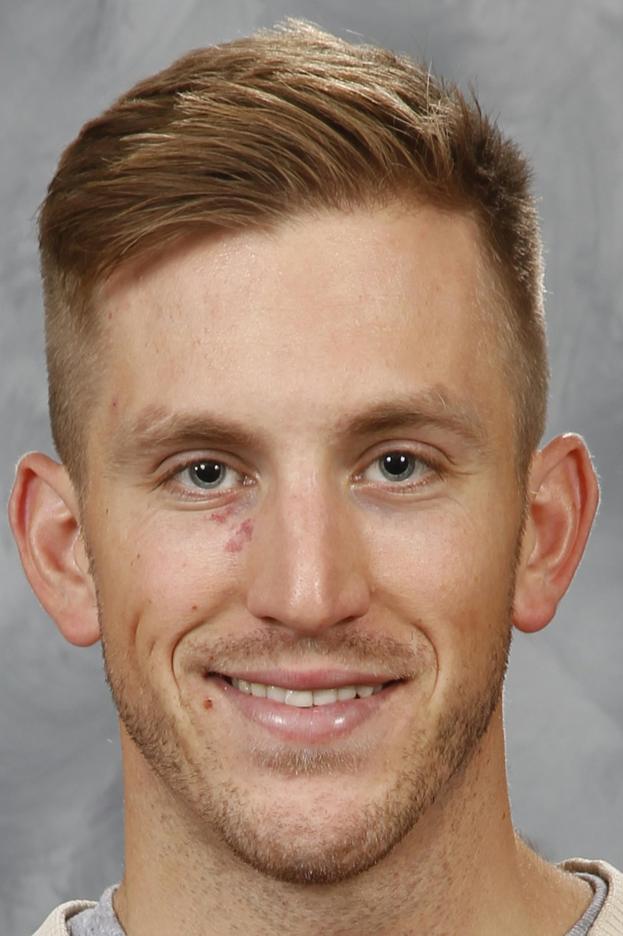 ST. PAUL, MN - SEPTEMBER 18: Jordan Schroeder #10 of the Minnesota Wild poses for his official headshot for the 2014-2015 season on September 18, 2014 at the Xcel Energy Center in St. Paul, Minnesota. (Eric Miller/NHLI via Getty Images) *** Local Caption *** Jordan Schroeder ORG XMIT: 503032693 ORG XMIT: MIN1410071207211949