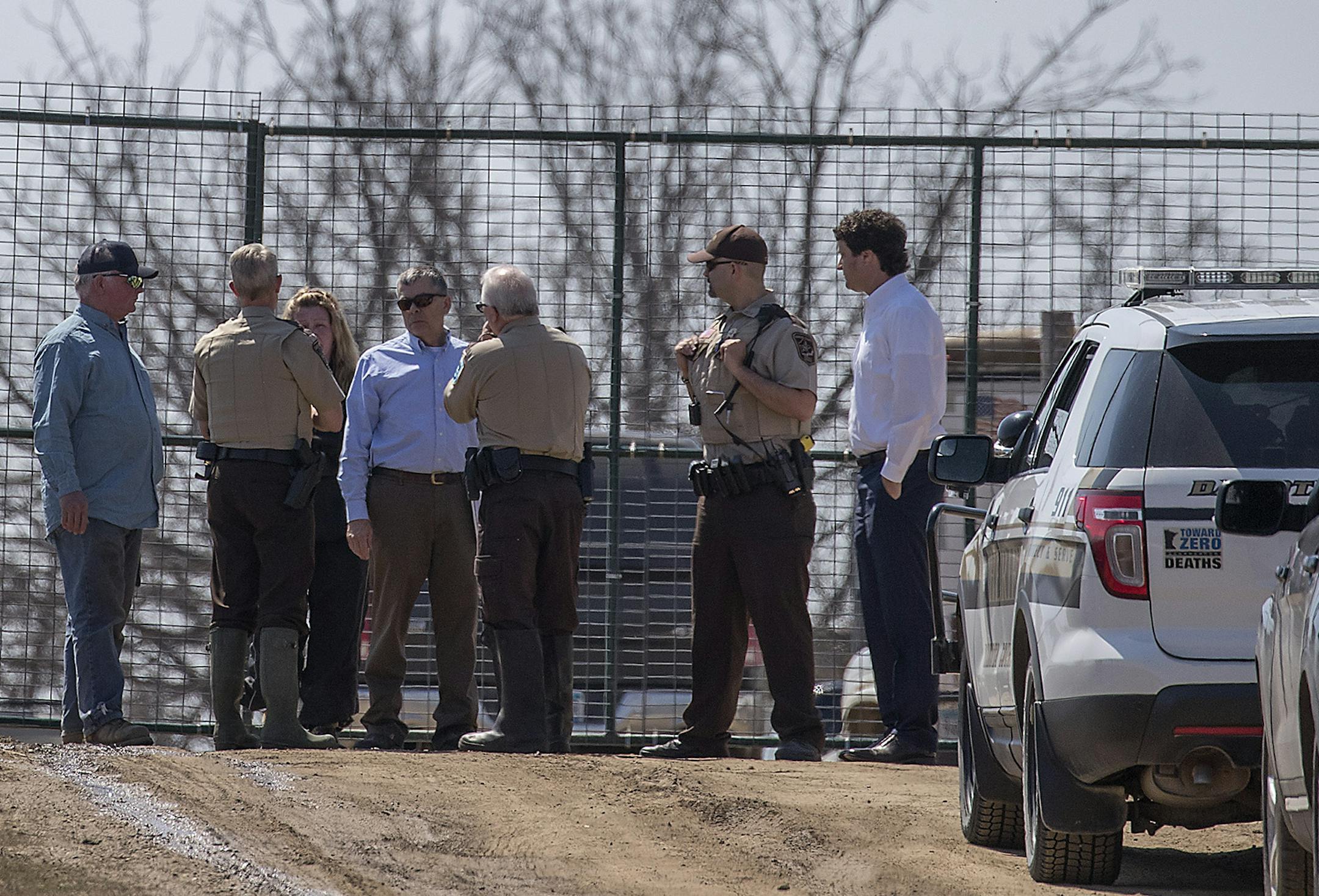 Dakota County deputies met with Fur-Ever Wild owner Terri Petter. "All the animals are safely removed," Chief Deputy Joe Leko said.