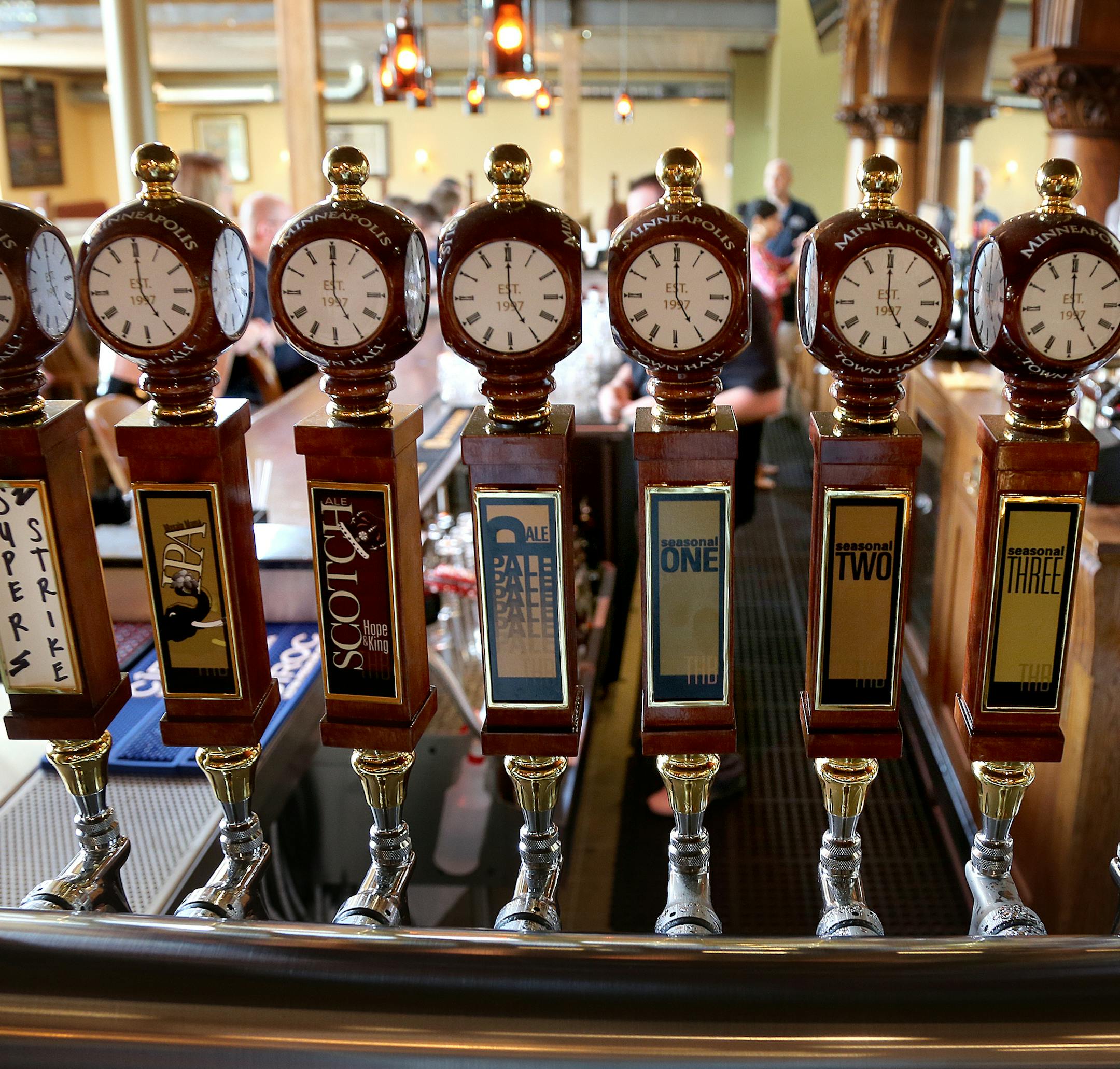 Thye Tall Hall Choices still brewed in their downtown Brewery. The opening day of the Town Hall Lanes, bowling alley on 34th and 50th in the Nokomis neighborhood is a great new spot. ] STAR TRIBUNE/TOM WALLACE Assignments #20029983A July 19, 2013 SLUG & MAGIC SAXO#: 676377 BARS072613 EXTRA INFO: 676377 Beloved Minneapolis brewpub Town Hall Brewery is expanding again. Unlike any brewpub or taproom in town, the new Town Hall Lanes offers bowling, having renovated the old Skylanes Bowling space. To