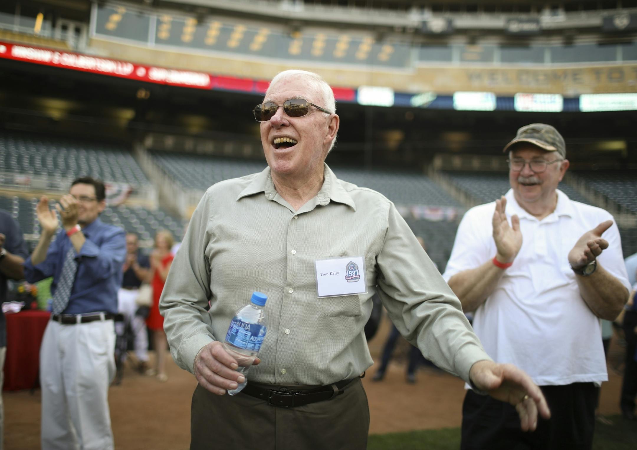 Twins manager Tom Kelly smiled after he was introduced during the 1987 Summer Celebration Thursday night.