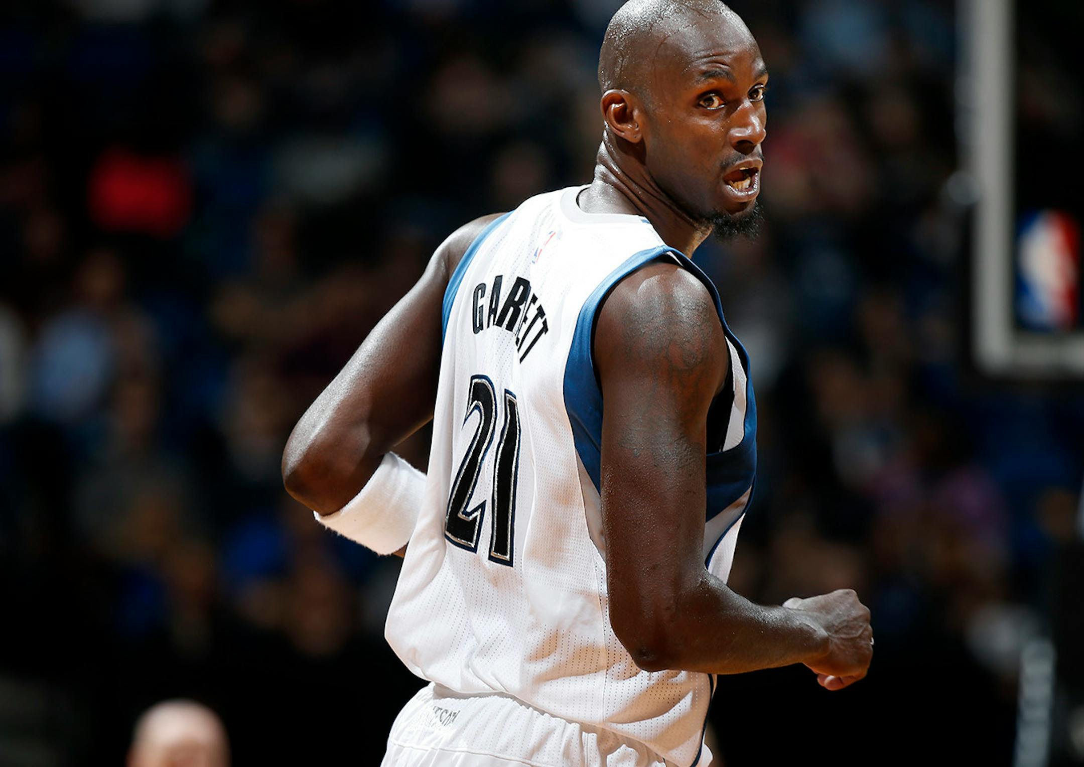 Kevin Garnett (21) ran back on defense in the second quarter. Whether or not he plays in back-to-back games the rest of the season will depend on his health at age 38.