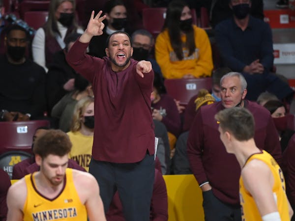 Gophers coach Ben Johnson led the team to a 13-17 finish in his first season.