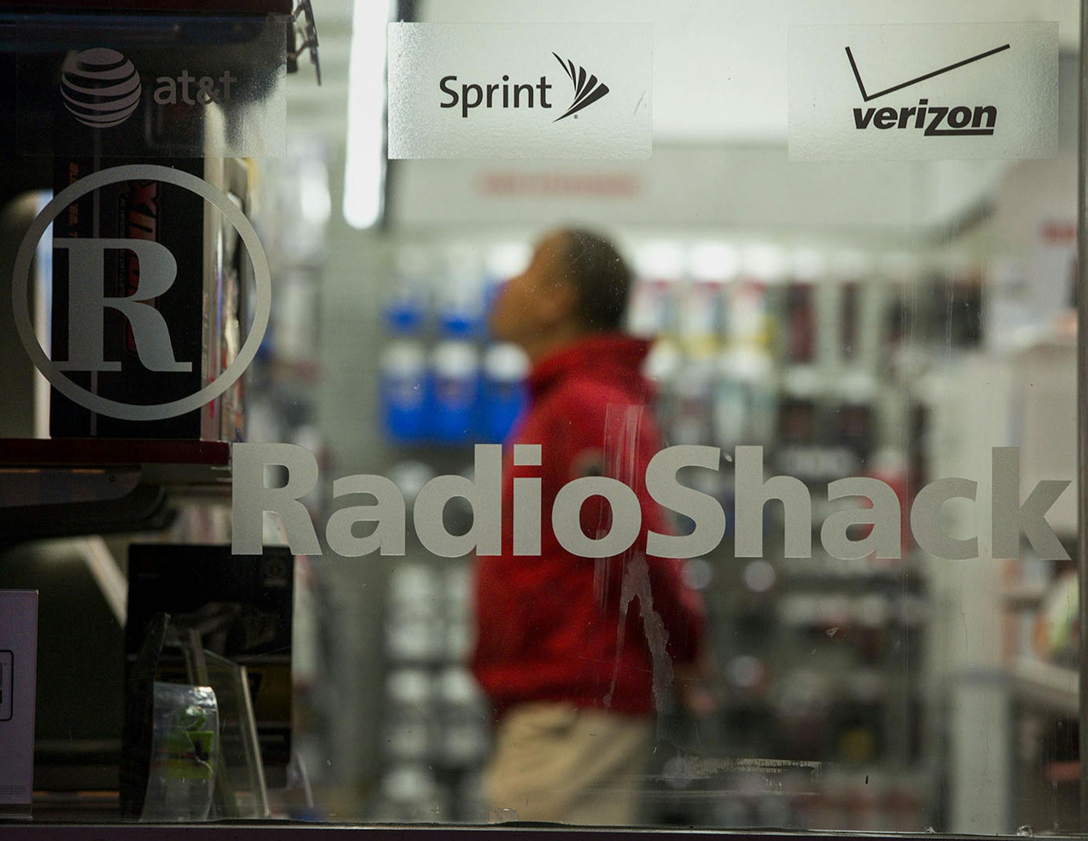 RadioShack was the place to go for batteries, phone chargers and headphones. A pair of entrepreneurs hope to return it to prominence.