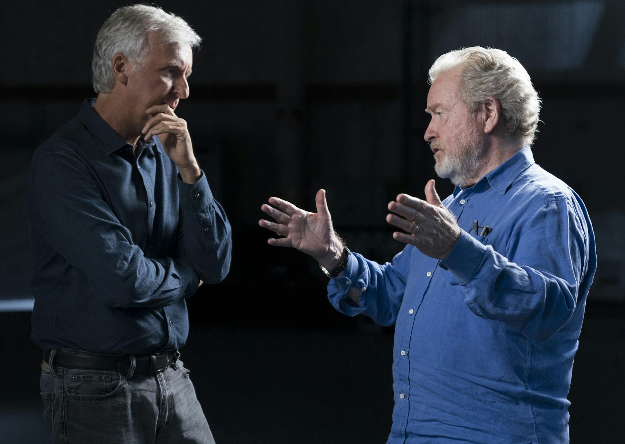 James Cameron, Ridley Scott - James Cameron's Story of Science Fiction _ Season 1 - Photo Credit: Michael Moriatis/AMC