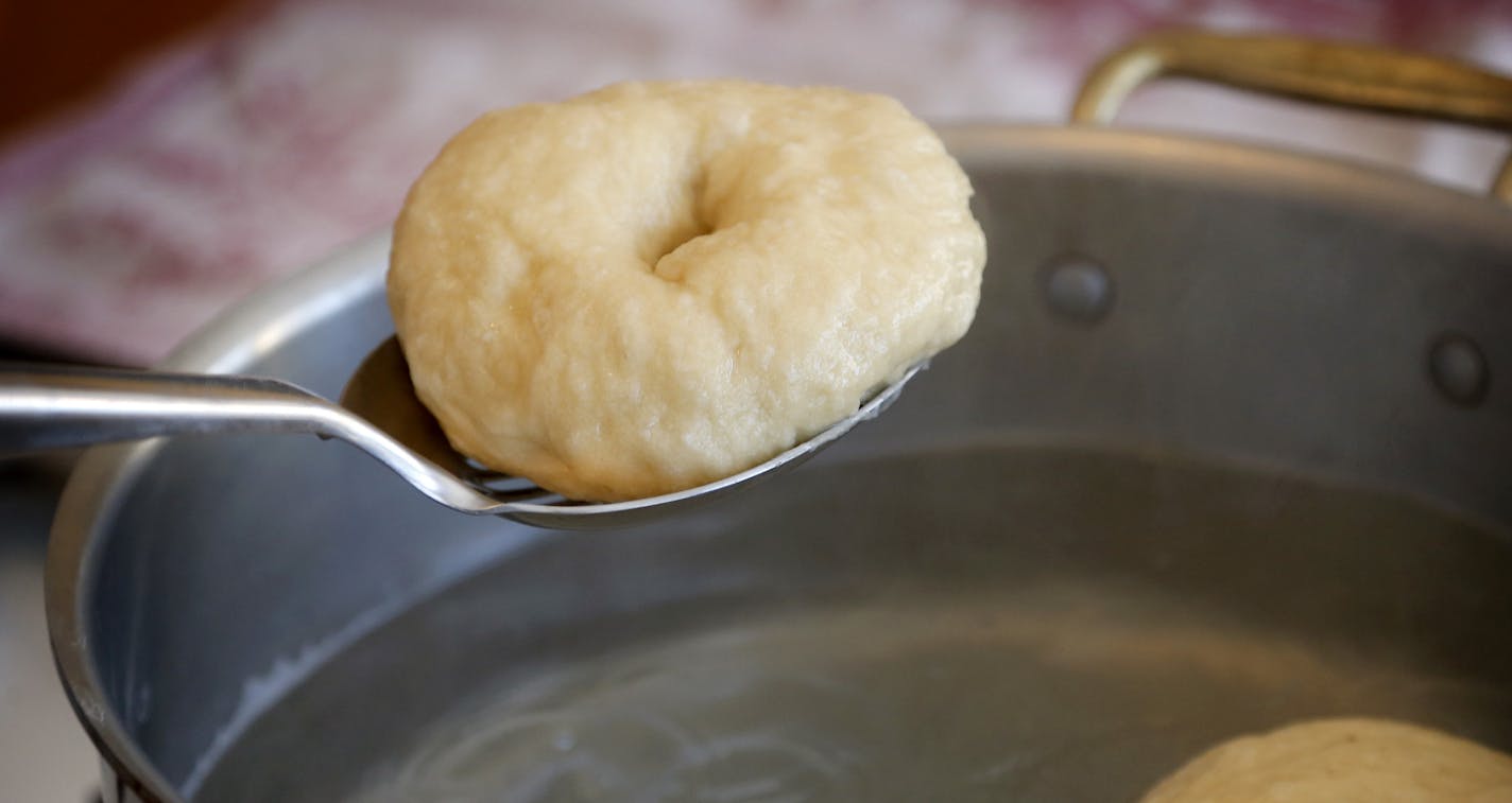 ] CARLOS GONZALEZ cgonzalez@startribune.com - January 8, 2013, Baking Central begins the year with a tutorial on bagels.