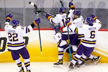 Minnesota State Mankato players celebrated a goal at last season’s Frozen Four in Pittsburgh.