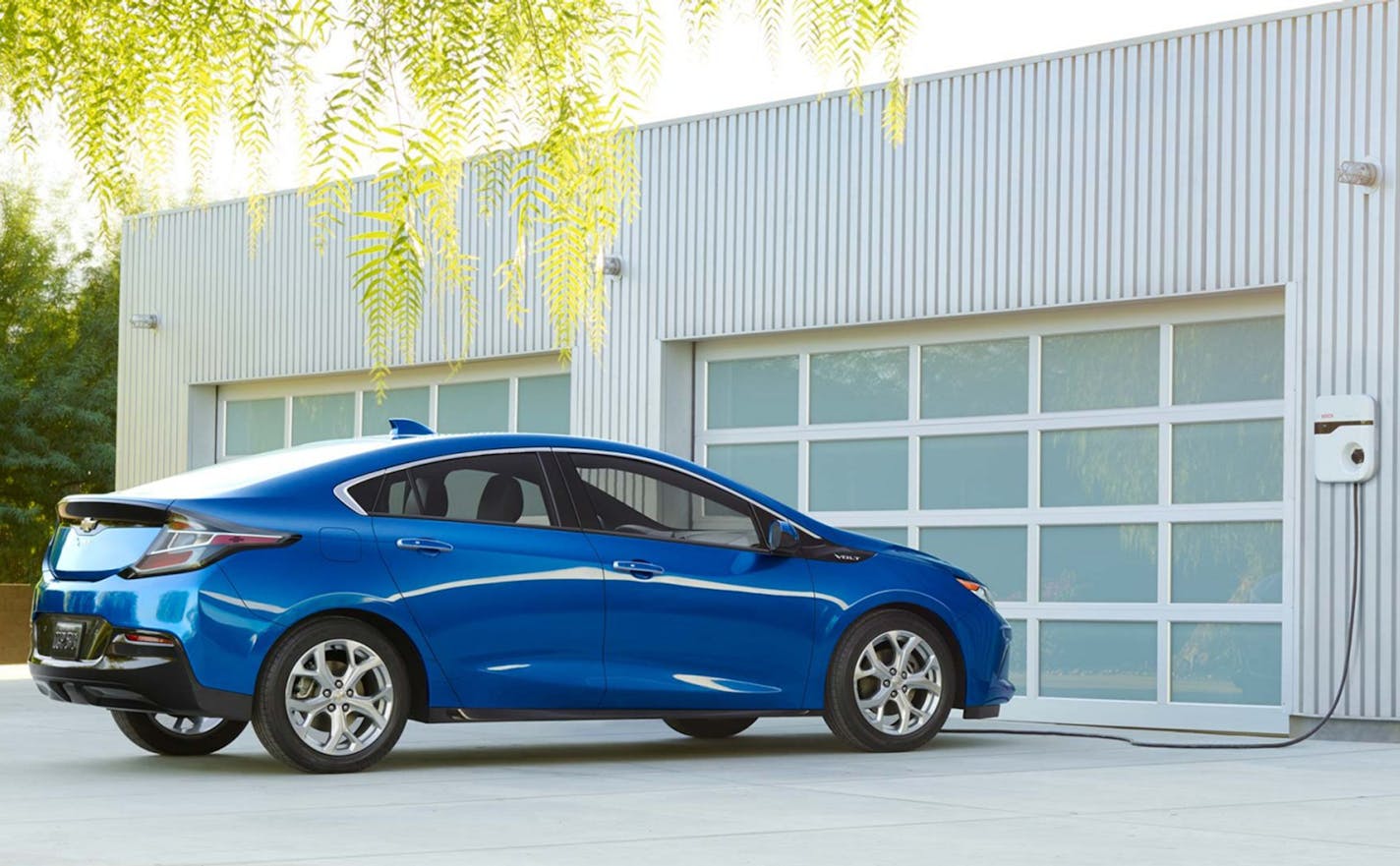 2016 Chevrolet Volt. Chevrolet