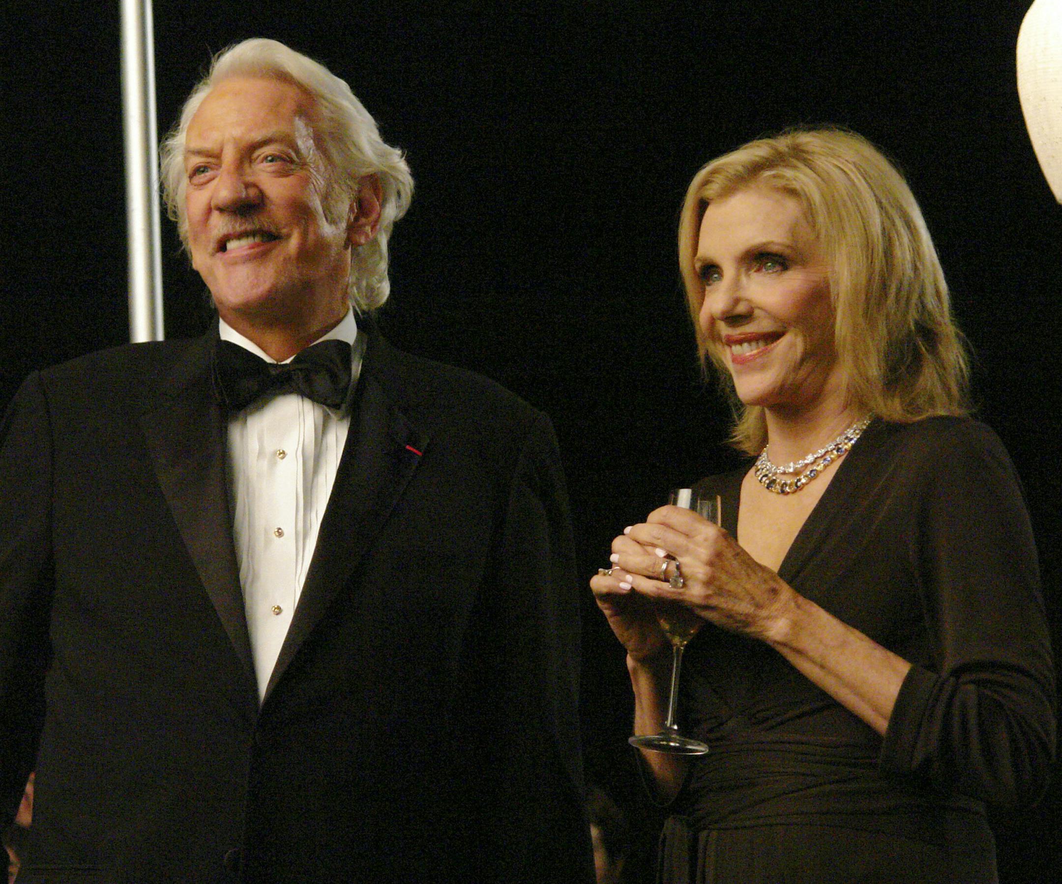 DIRTY SEXY MONEY - "The Birthday Present" - The absurdly wealthy Darlings of New York City continues to mix with the wrong people and become embroiled in untenable situations. Fortunately for the preeminent family, idealistic lawyer Nick George is there to take care of their legal needs -- which often run into shady territory -- on the Second-Season Premiere of "Dirty Sexy Money," WEDNESDAY, OCTOBER 1 (10:01-11:00 p.m., ET) on ABC. (ABC/RICHARD CARTWRIGHT) DONALD SUTHERLAND, JILL CLAYBURGH