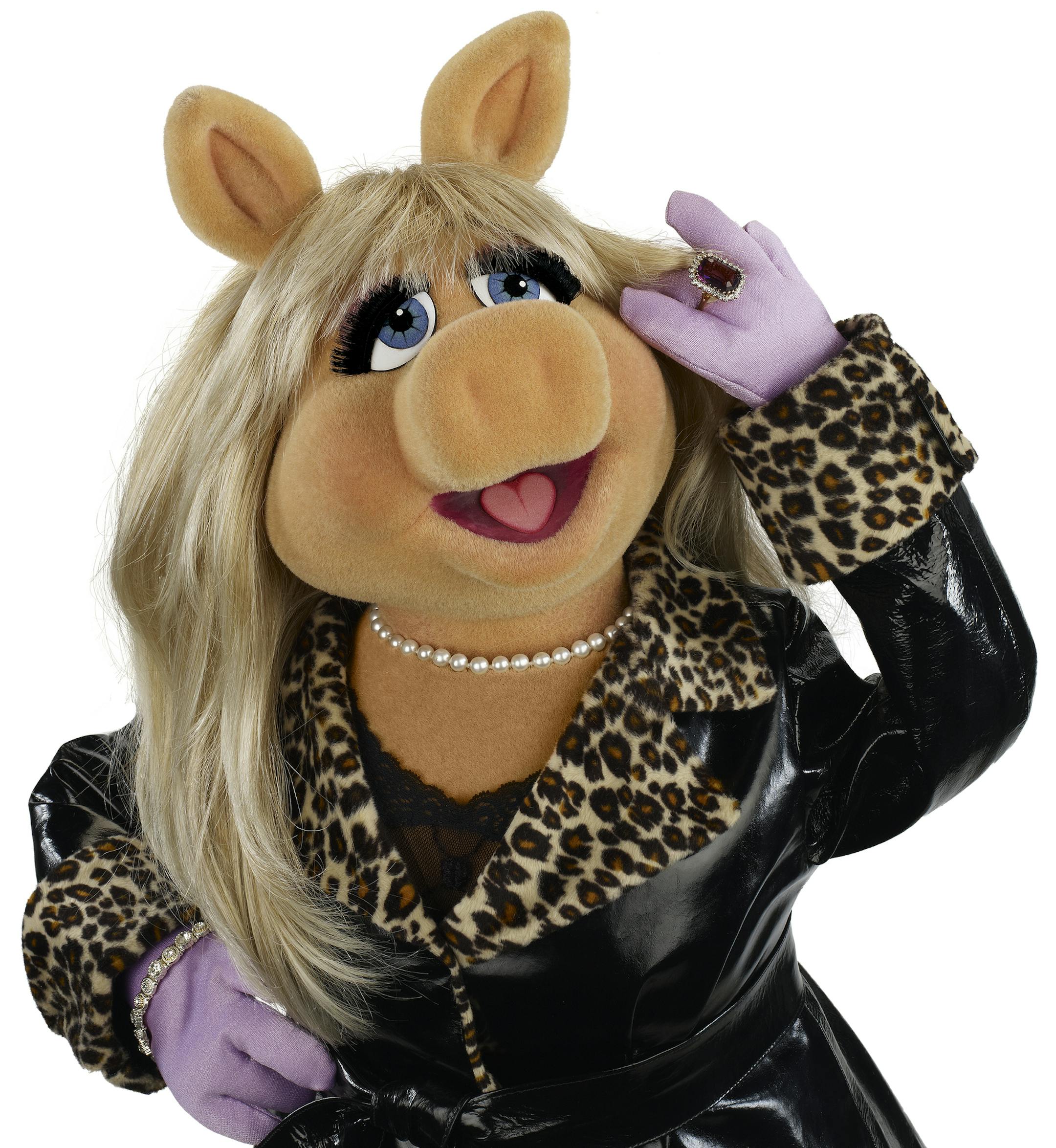THE MUPPETS - ABC's "The Muppets" stars Miss Piggy. (ABC/John E. Barrett/The Muppets Studio)