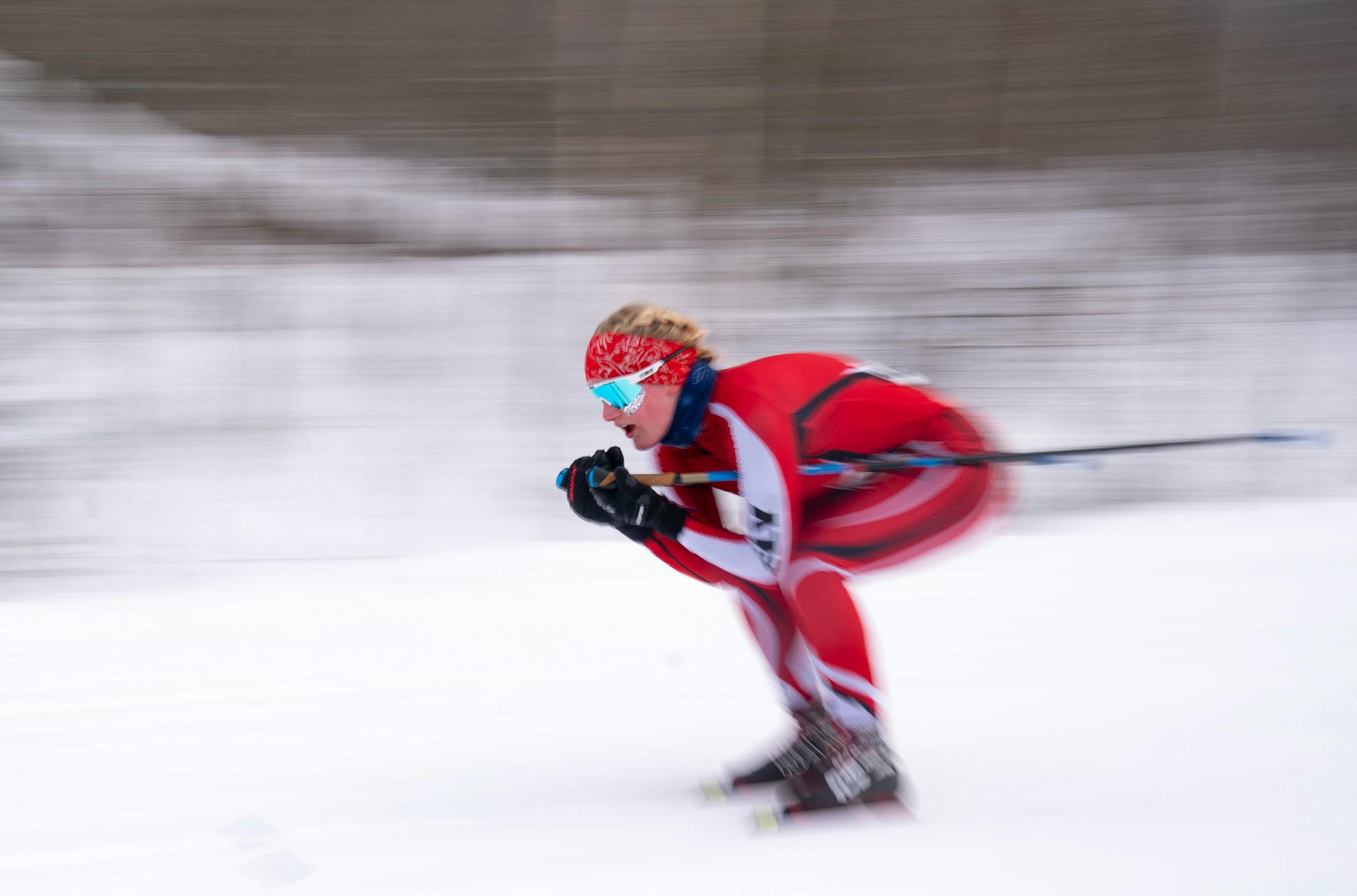Ely skier Zoe Devine (607) competes in the girls 5k classical race at the Minnesota State High School League Boys and Girls Nordic Ski Racing State Meet Wednesday, Feb. 16, 2022 at Giants Ridge in Biwabik, Minn. ]