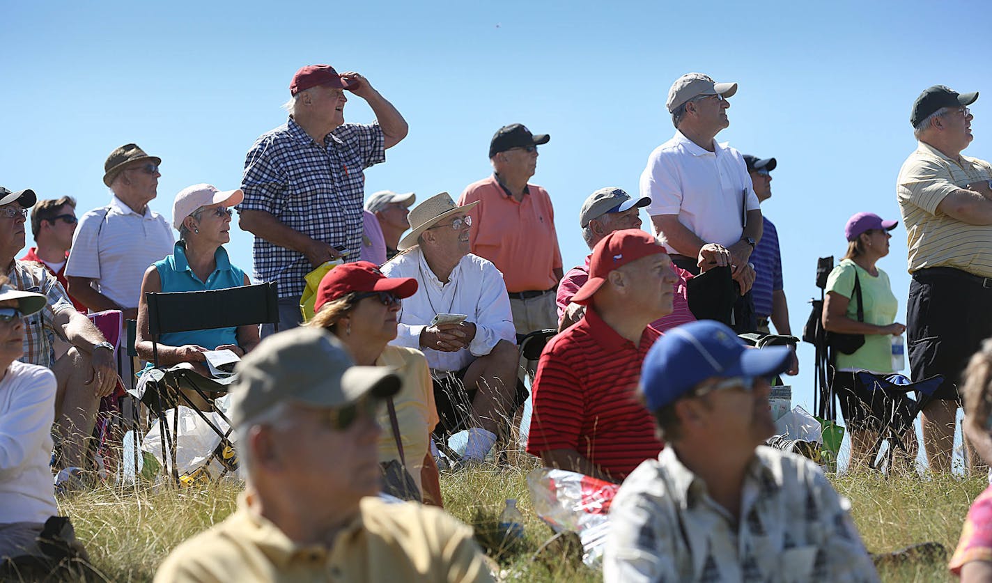 Golf fans watched opening shots from the first tee in 2015.