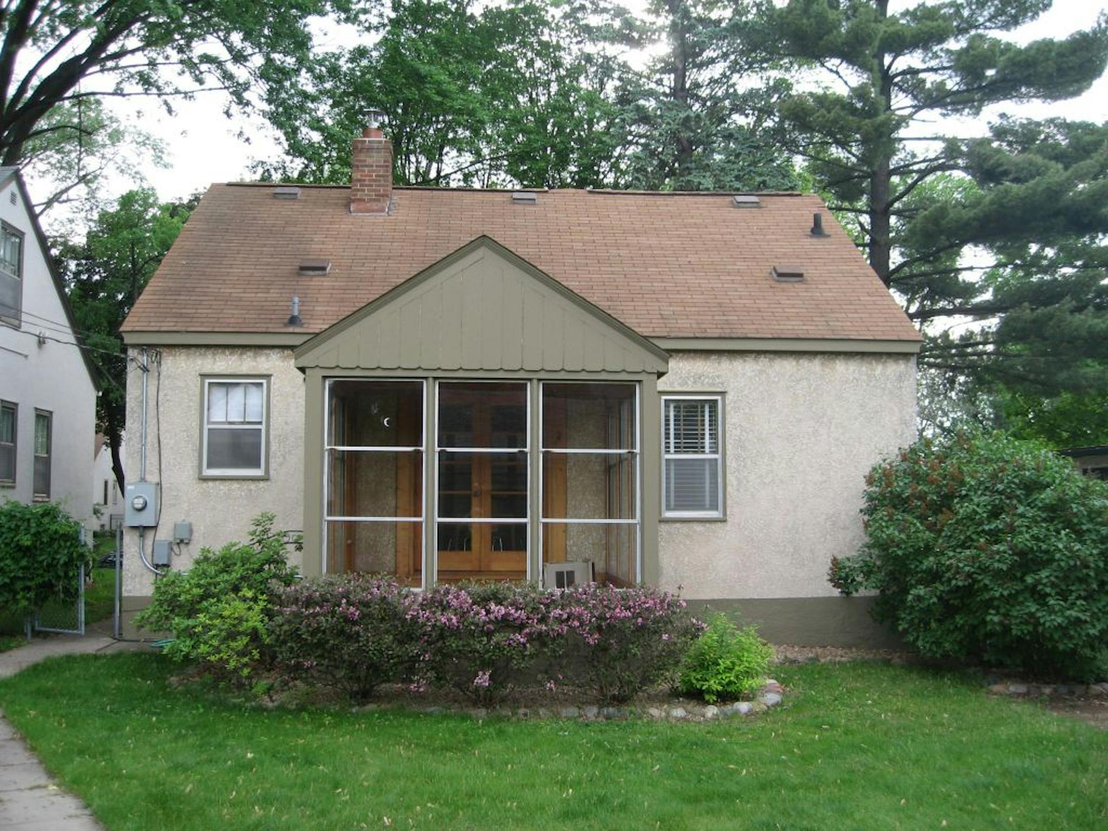 NEST0930 – Everyday Solutions bike storage closet by Shelter Architecture.After photo credit: Farmkid Photo