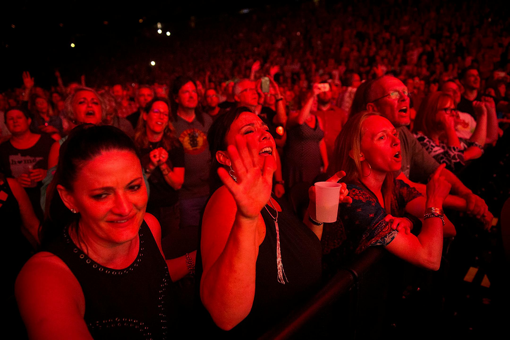 Fans sang along as Top Petty and the Heartbreakers performed Saturday night at the Xcel Energy Center.