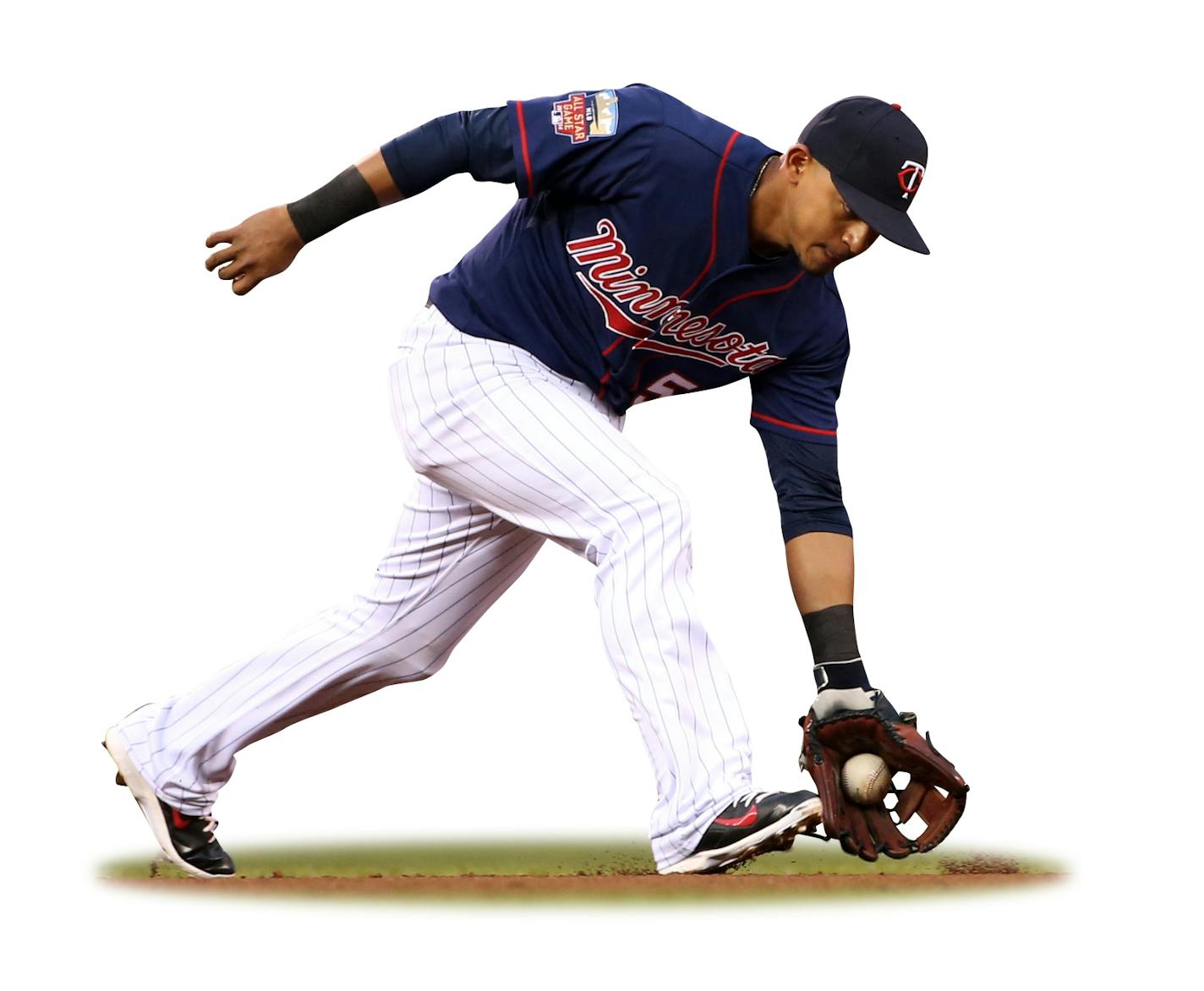 Twins Eduardo Escobar fielded a Orioles Manny Machado grounder in the third inning ] (KYNDELL HARKNESS/STAR TRIBUNE) kyndell.harkness@startribune.com Twins vs Orioles at Target Field in Minneapolis, Min., Friday, May 2, 2014. ORG XMIT: MIN1405022054504516