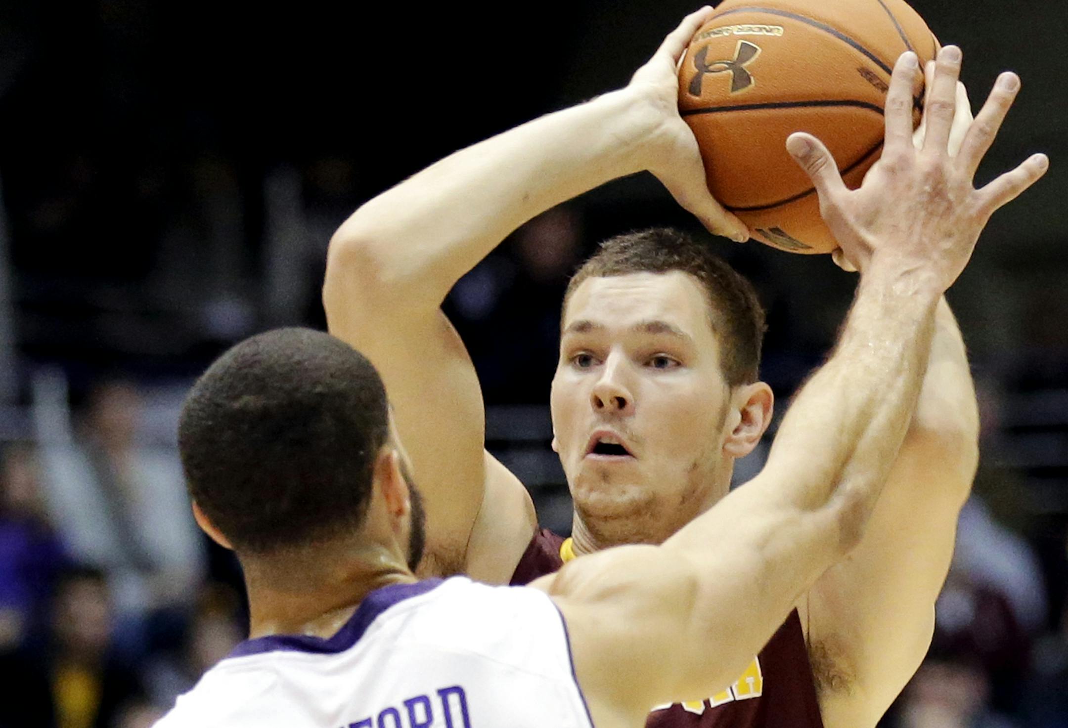 Gophers junior forward Oto Osenieks