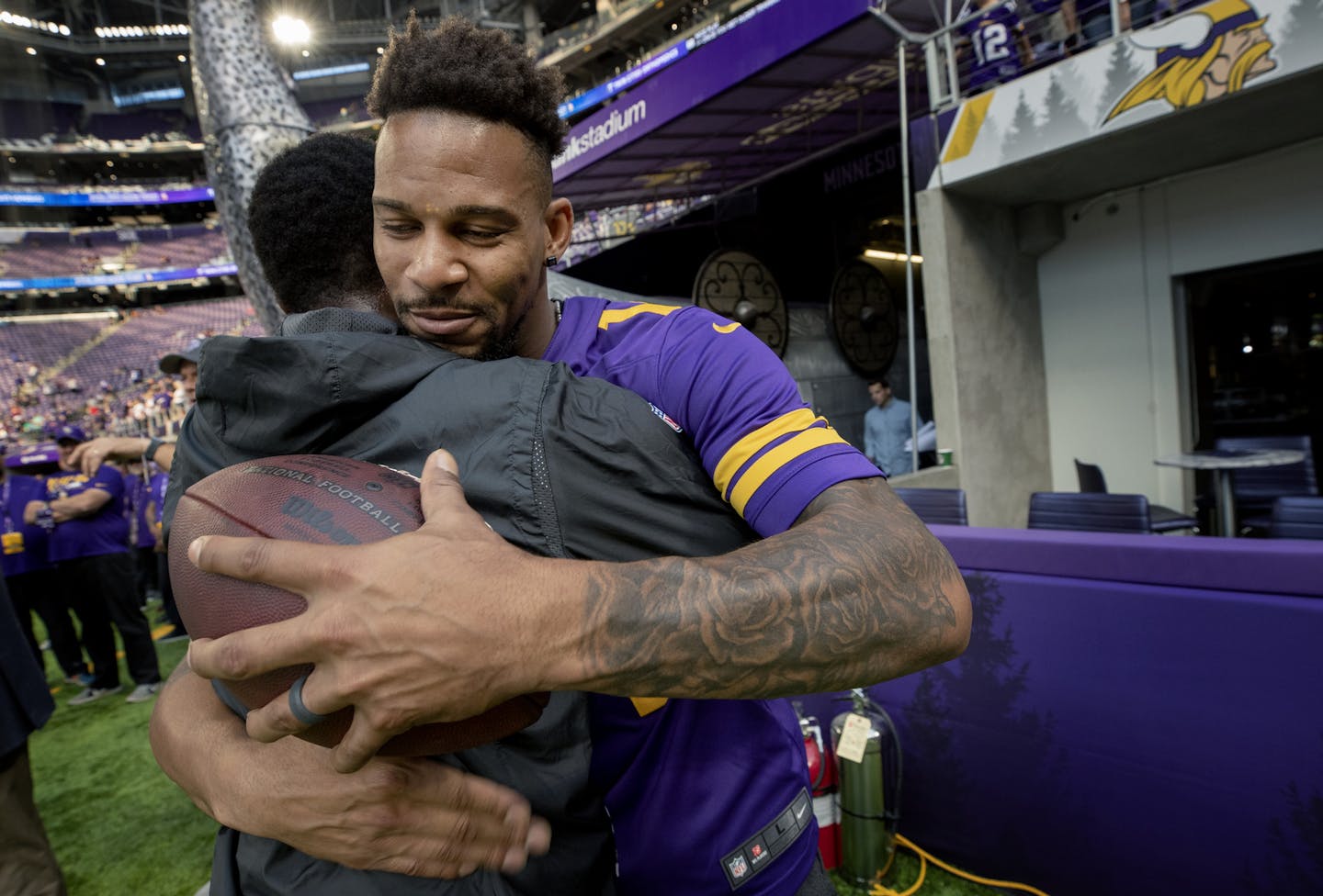 Minnesota Vikings receiver Stefon Diggs hugged Minnesota Twins outfielder Byron Buxton. ] CARLOS GONZALEZ &#x2022; cgonzalez@startribune.com &#x2013; Minneapolis, MN &#x2013; August 18, 2019, US Bank Stadium, NFL, Preseason, Minnesota Vikings vs. Seattle Seahawks