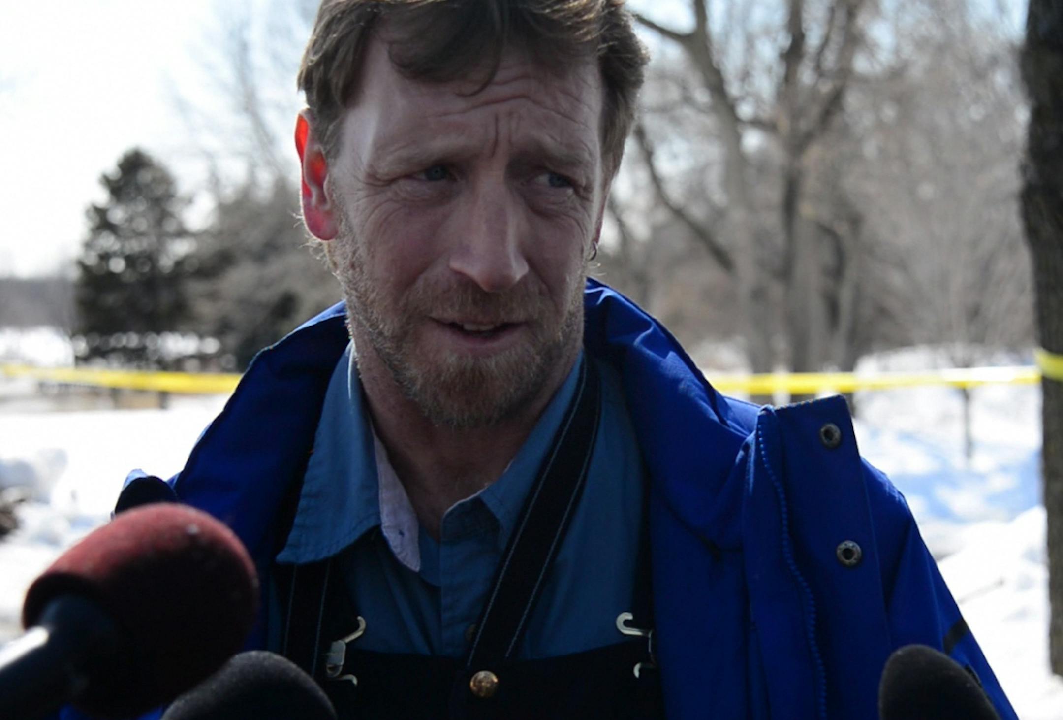 Ramsey County Sheriff's office used cadavar dogs on Keller Lake in Maplewood on Wednesday morning March 27, 2013 as the search for Kira Trevino continues. Her father, Jay Steger drove from Marshfield, Wisc. to Keller Lake Wednesday hoping his family's search would end with the recovery of Kira Trevino.] Richard.Sennott@startribune.com Richard Sennott/Star Tribune. , Maplewood Minn Wdenesday 3/27/13) ** (cq)