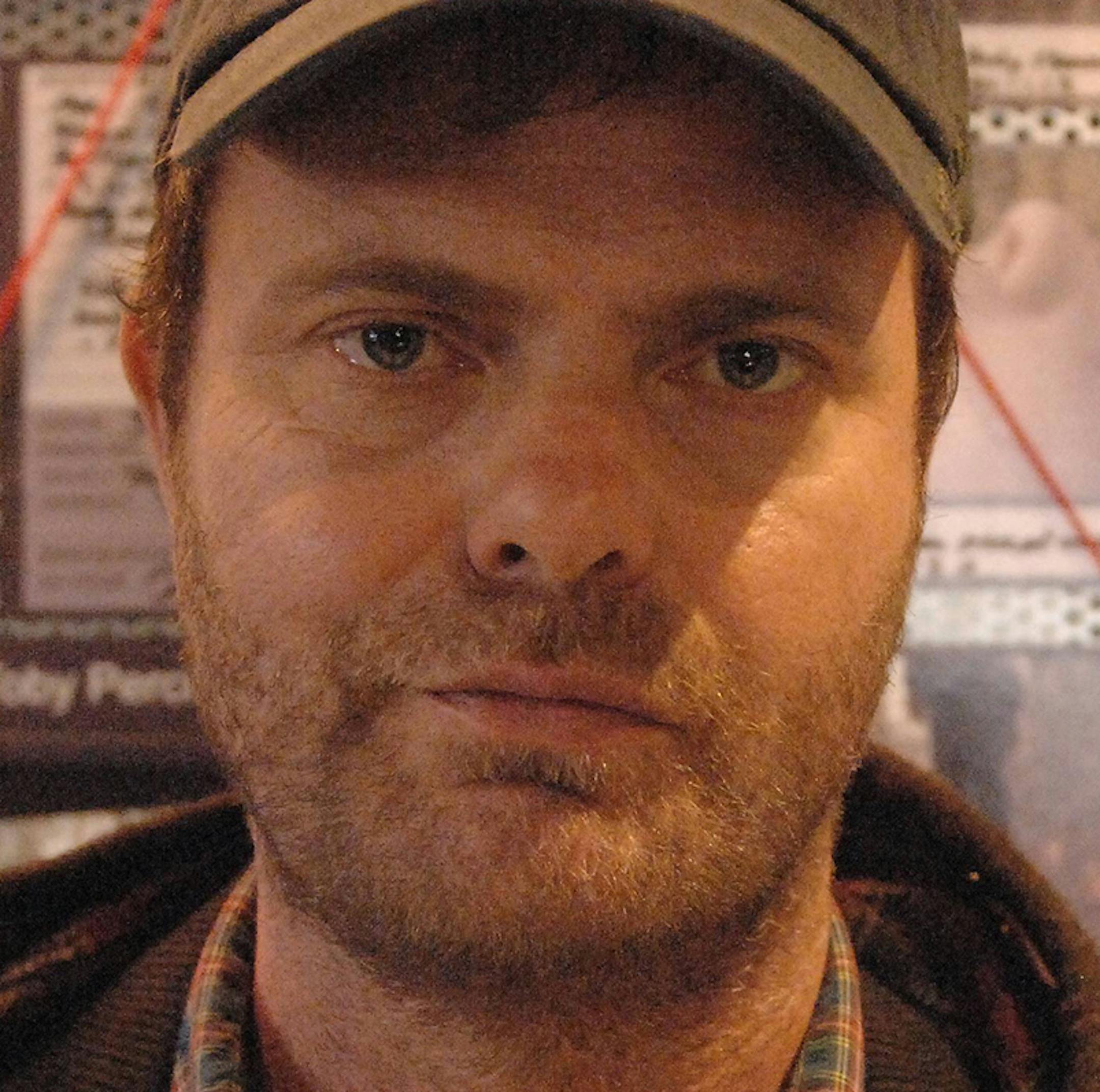 BACKSTROM: Rainn Wilson as Lieutenant Detective Everett Backstrom in the "Dragon Slayer" series premiere episode of BACKSTROM airing Thursday, Jan. 22 (9:00-10:00 PM ET/PT) on FOX. ¬©2014 Fox Broadcasting Co. Cr: Sergei Bachlakov/Fox