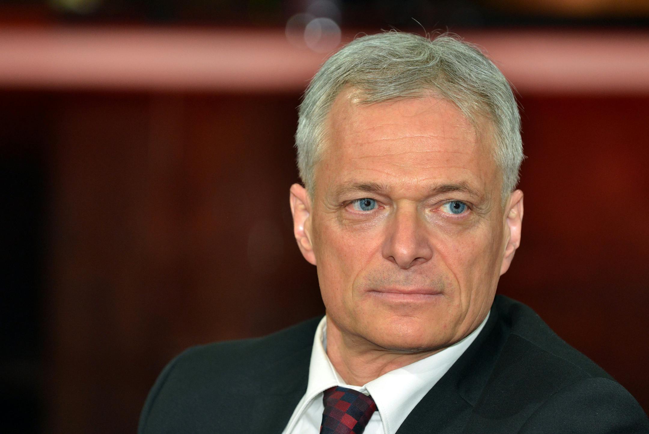 Thomas Minder, Initiator der Schweizer Volksinitiative, Unternehmer, aufgenommen am 10.03.2013 w√§hrend der ARD-Talksendung "G√ºnther Jauch" zum Thema: "Den Managern ans Gehalt! Brauchen wir ein Gesetz gegen die Gier?" im Studio des Berlin Gasometer. Photo by: Karlheinz Schindler/picture-alliance/dpa/AP Images ORG XMIT: 130311-90-000372