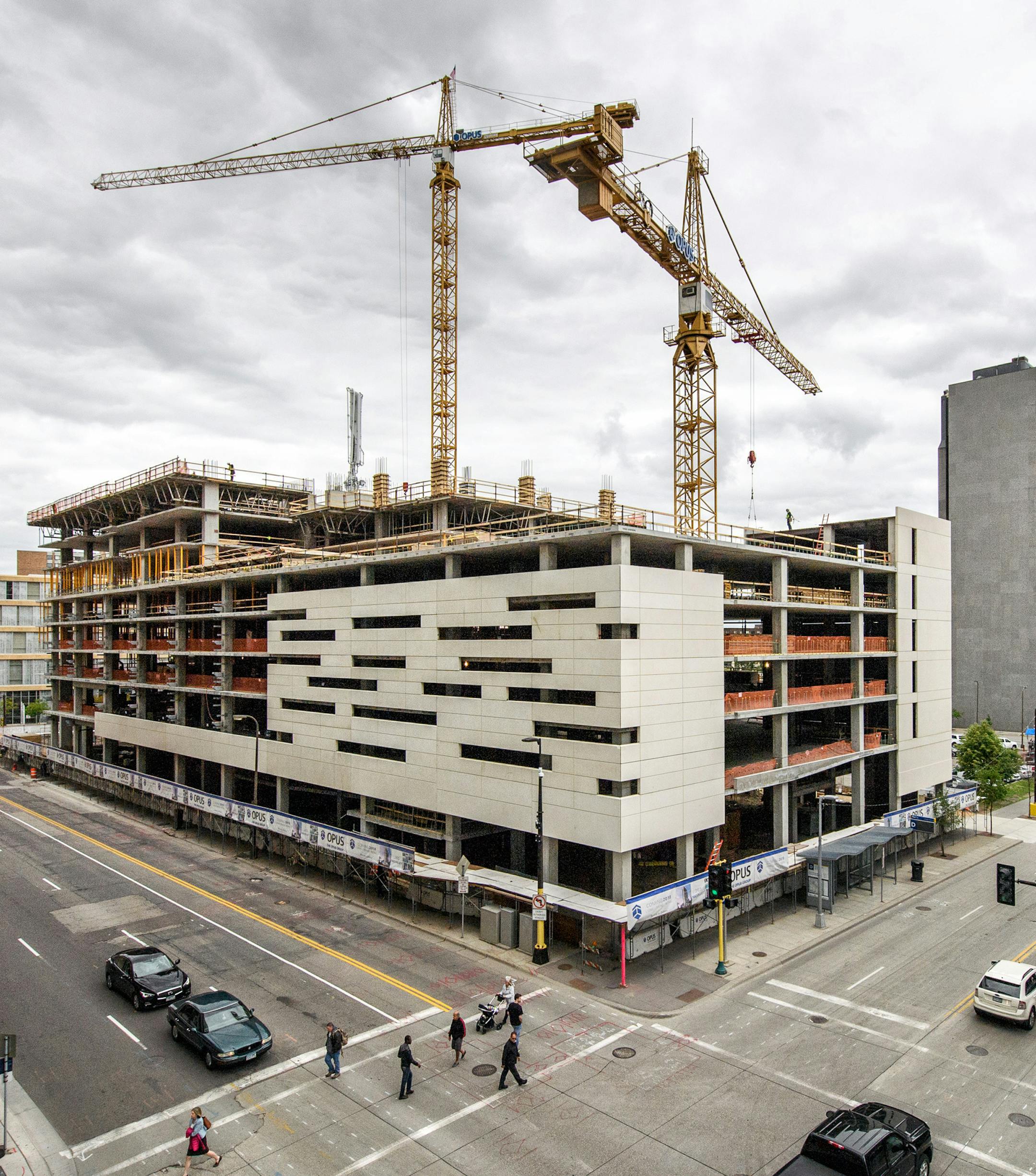 365 Nicollet ] GLEN STUBBE ï glen.stubbe@startribune.com Wednesday May 24, 2017 1003867380 - This week's feature for the Bricks & Mortar page takes a look at the state of the multi-housing industry What's Happening at this time: .Opus Development construction of 365 Nicollet, at 4th and Nicollet across from downtown Minneapolis library. Shots can be made anytime from any angle. If need any help, contact jobsite superintendent Jack Puncochar, 612-368-1711